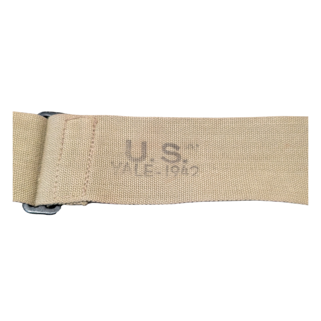 WWII M1936 Musette Bag 10.png