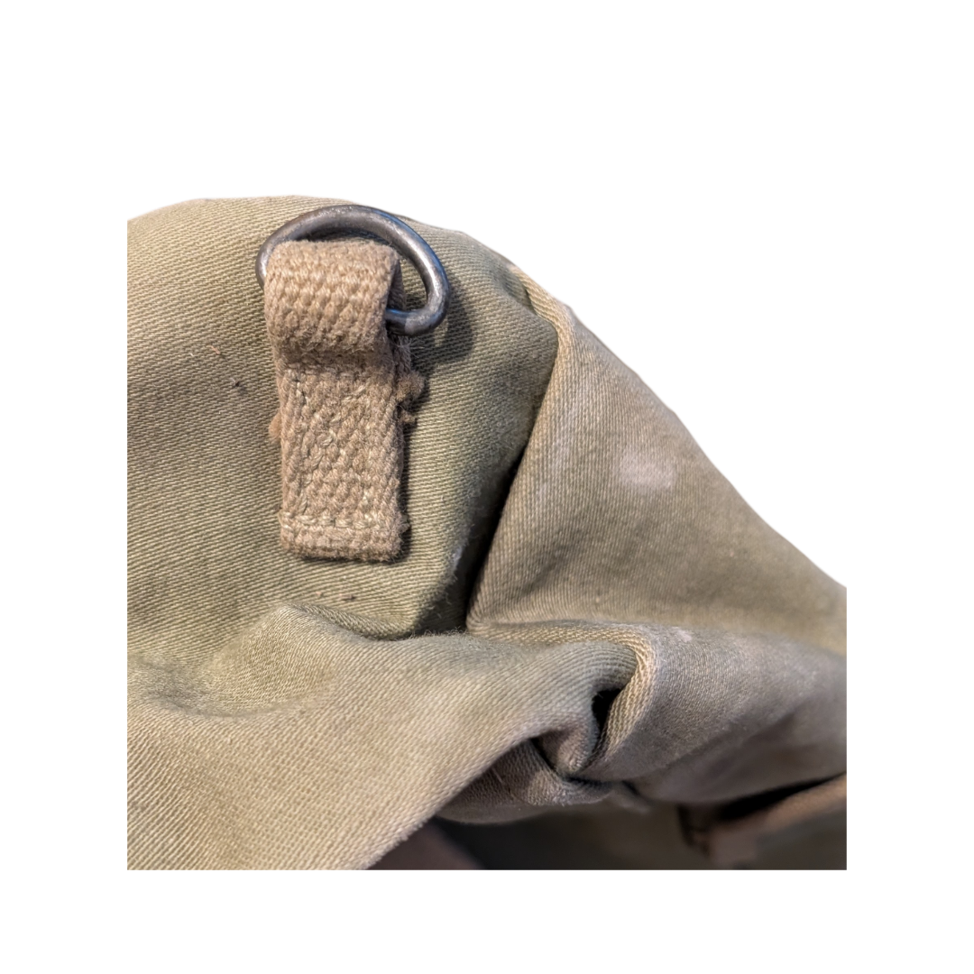 WWII M1936 Musette Bag 8.png