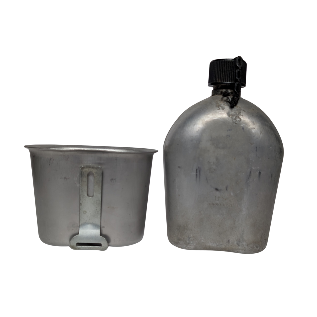 Korean War Canteen & Cover 5.png