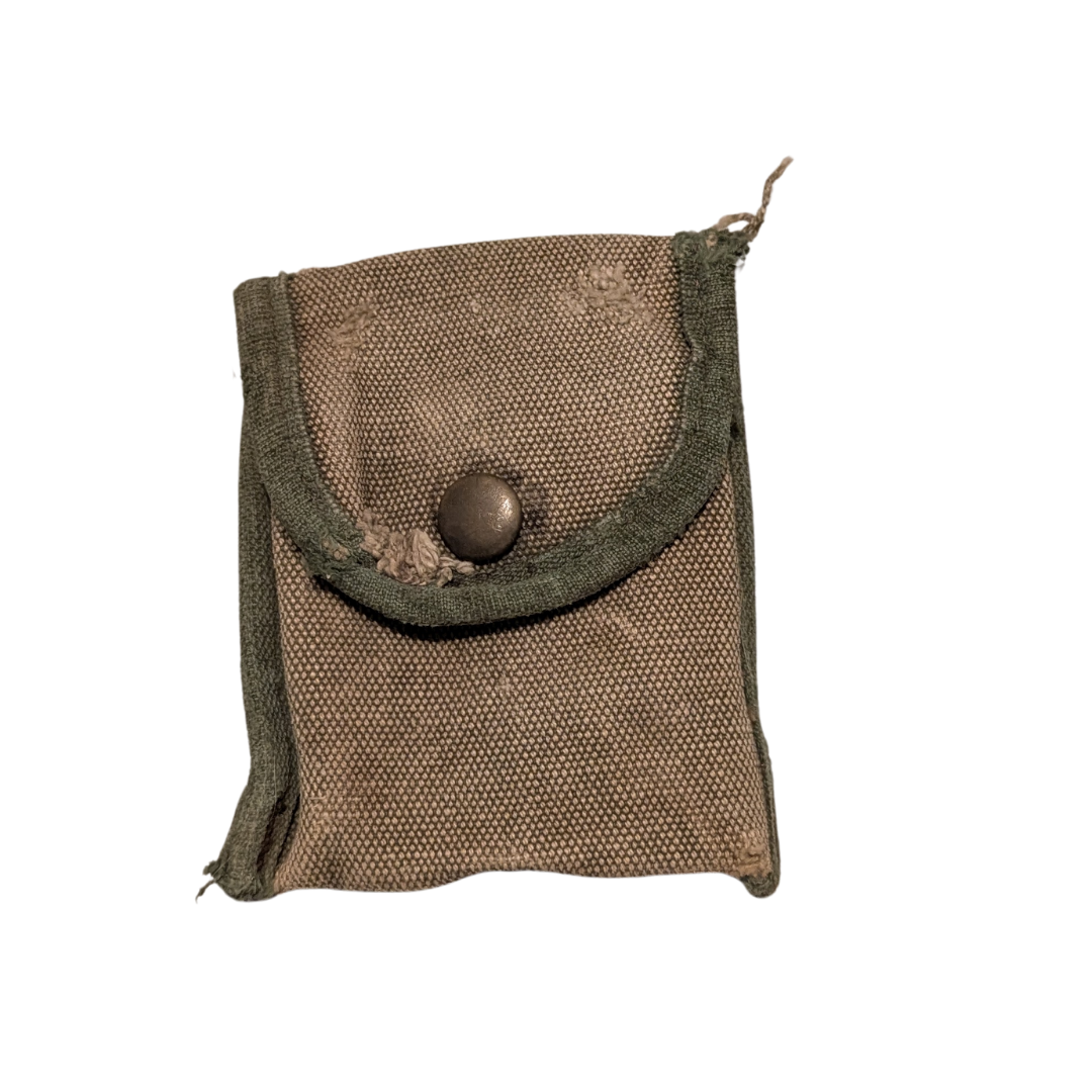 M1956 Compass Pouch.png