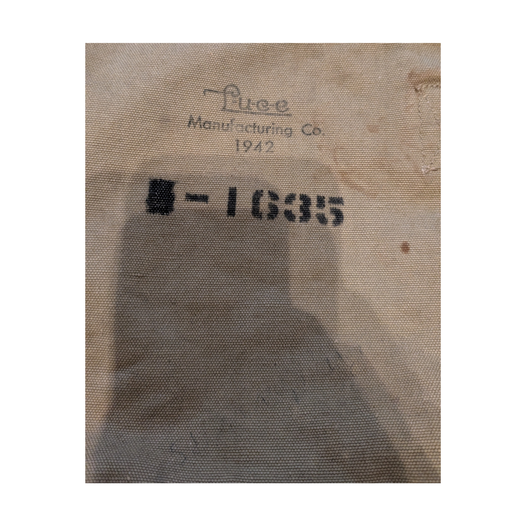 WWII M1936 Musette Bag 3.png