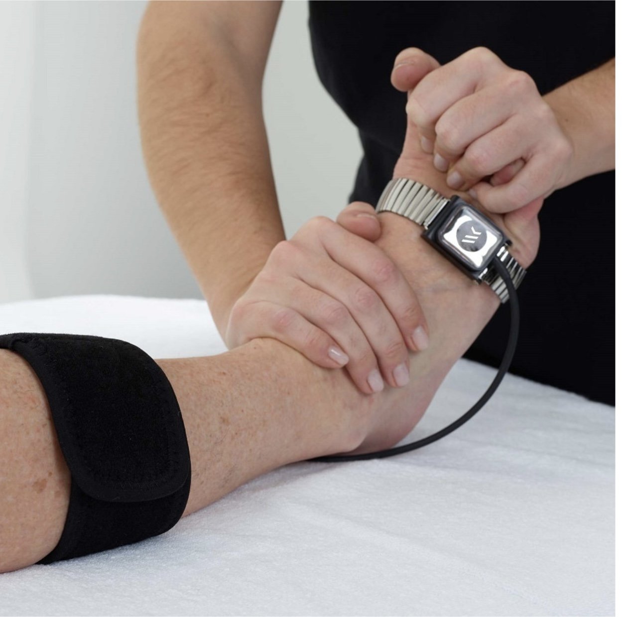 Freeing Restrictions: Integrating Scar Tissue with Winback TECAR Therapy and Manual Techniques