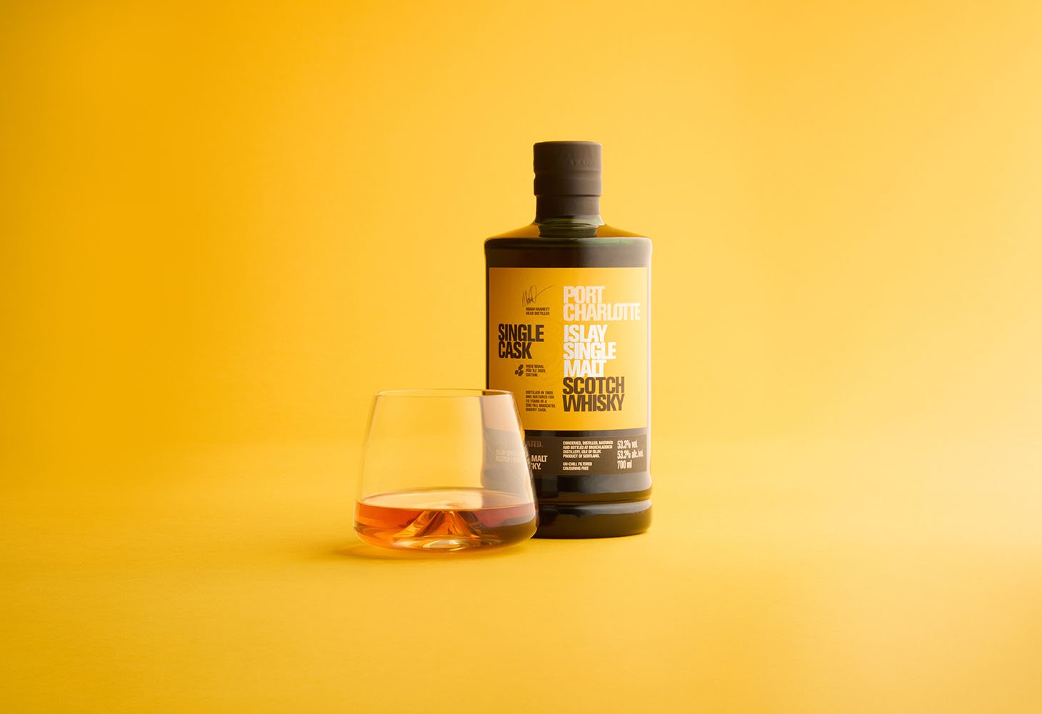 Plinth studio bruichladdich rock'ndaal yellow whisky drinks photography 1000px.jpg
