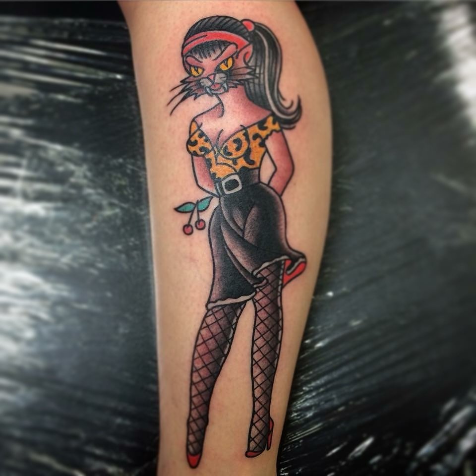 @dreperalestattoo x @tiptoptattoocincy 33 E 13th Street Over-The-Rhine in the Queen City #tiptoptattoo #tiptoptattoocincy #cincy #cinncinati #otr #overtherhine #overtherhinecincinnati #tattoo #traditionaltattoo #tattooflash #dreperalestattooclub