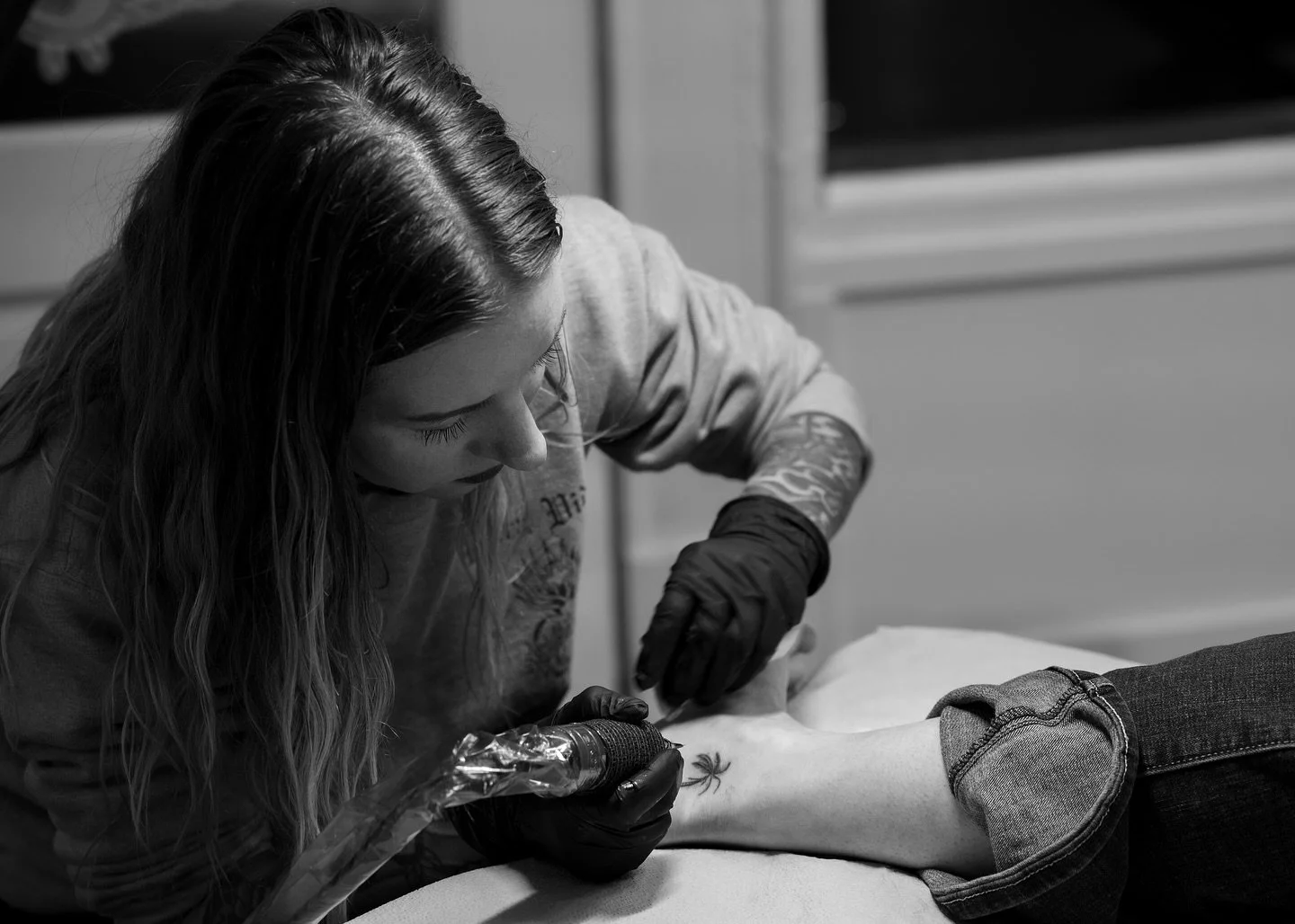 @karen_costleigh x @dreperalestattoo x @tiptoptattoocincy 33 E 13th Street Over-The-Rhine Cincy. #tiptoptattoocincy #tattoo #traditionaltattoo #tattooflash #cincinnati #otr #overtherhinecincinnati #cincy #ohio #mightyohio #boldwillhold #boldlinesbrig