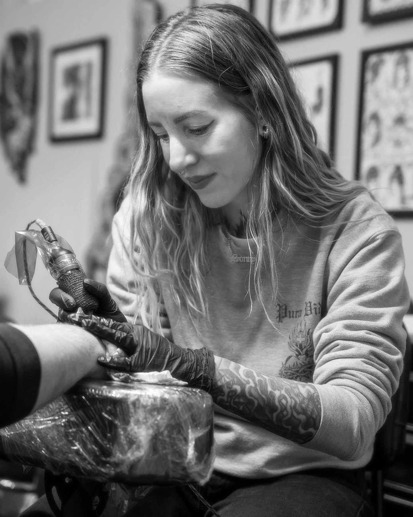 @karen_costleigh x @tiptoptattoocincy #tiptoptattoocincy #tattoo #traditionaltattoo #cincinnati #cincy #ohio #otr #overtherhinecincinnati #overtherhine #tipfuckingtop