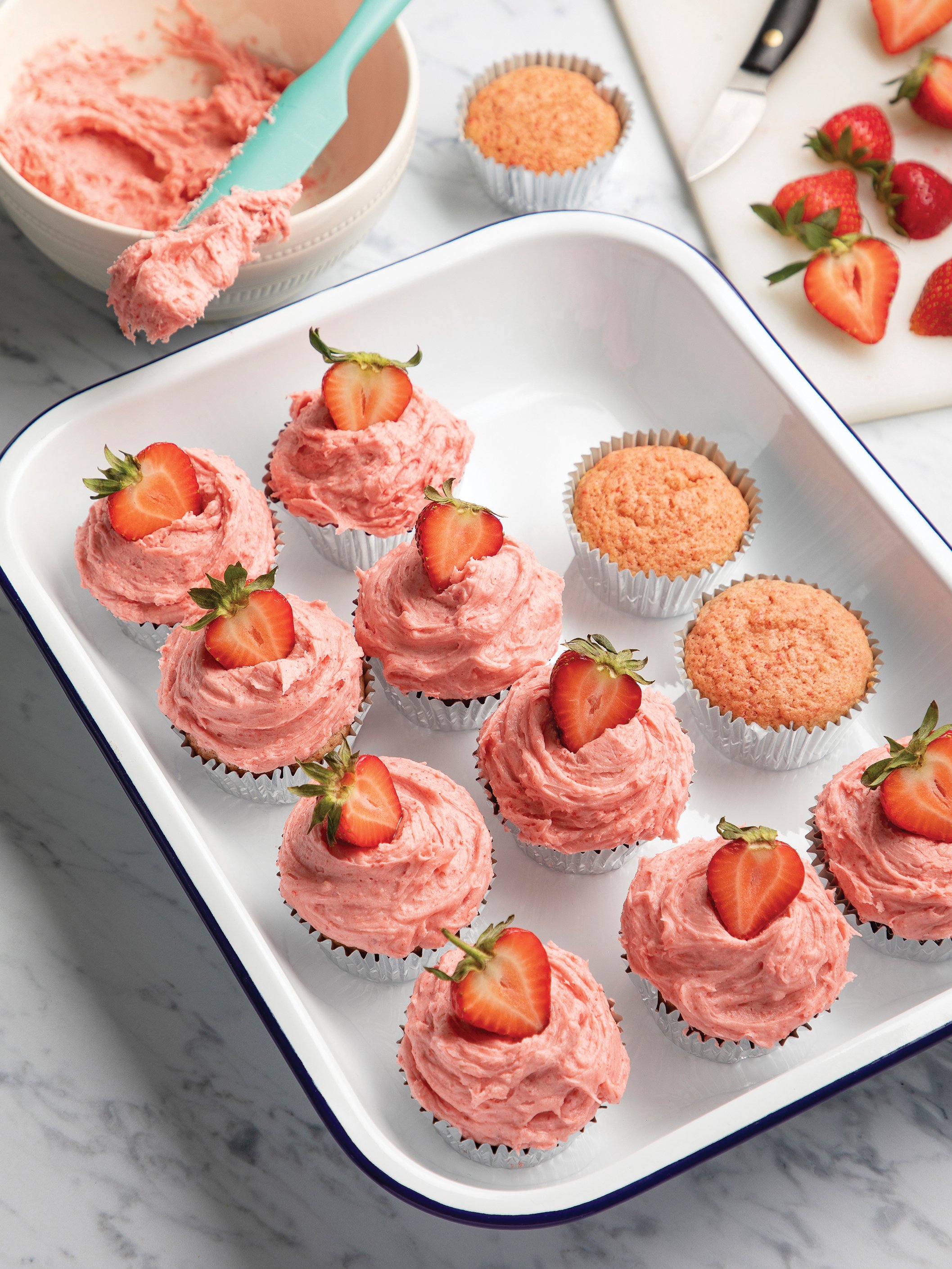 Stawberry Rosé Cupcake.jpg