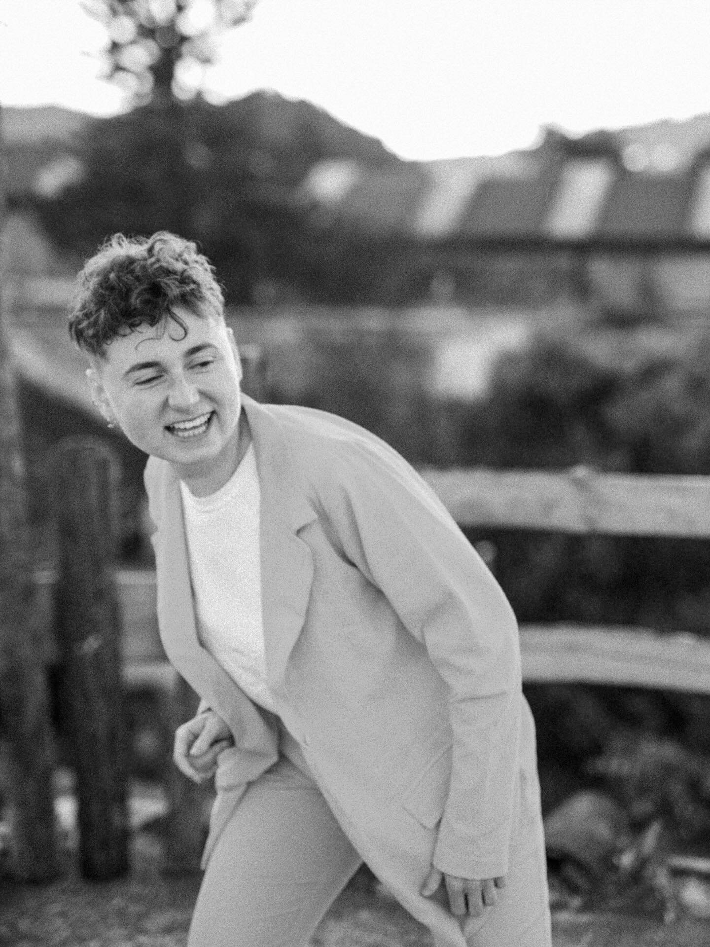 ✨Tami✨ A London-born, Glasgow based DJ, producer, sauna builder and activist. They are also an honoury member of the Miss Mobile Disco DJ family! 💛 Check out Tami&rsquo;s wedding playlist on the story! Hope it makes you smile today 🌞 
New DJ&rsquo;