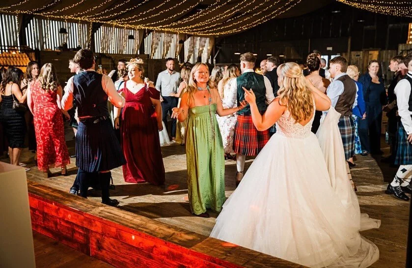 Thank you Eilidh + Aiden for sharing your dance floor with me this month!! Loved being your wedding DJ ❤️💃🏻
@thedenatculross ✨

Photos by @lifetimephotography1