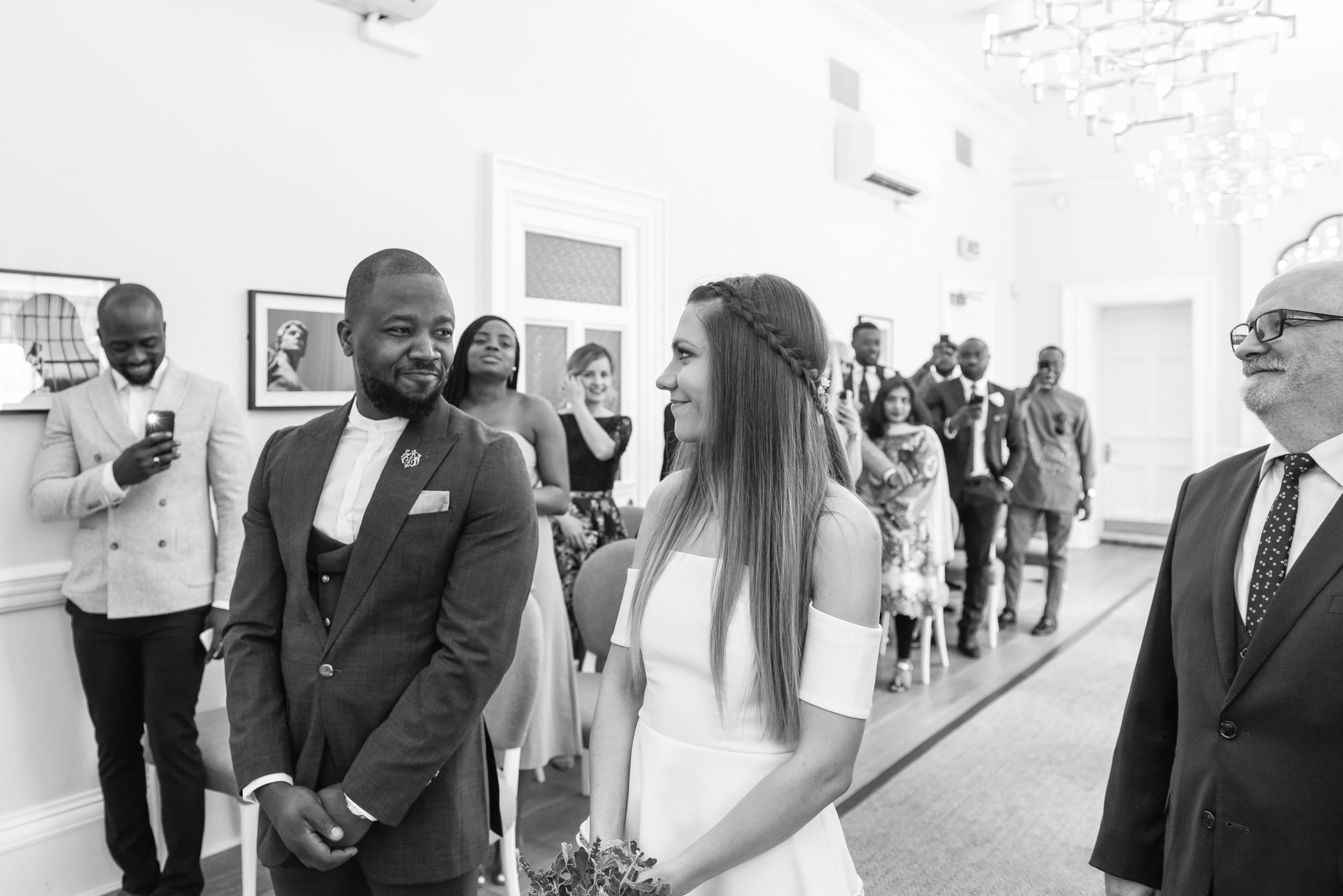 7. Glasgow City Registry Office wedding photography-6.jpg