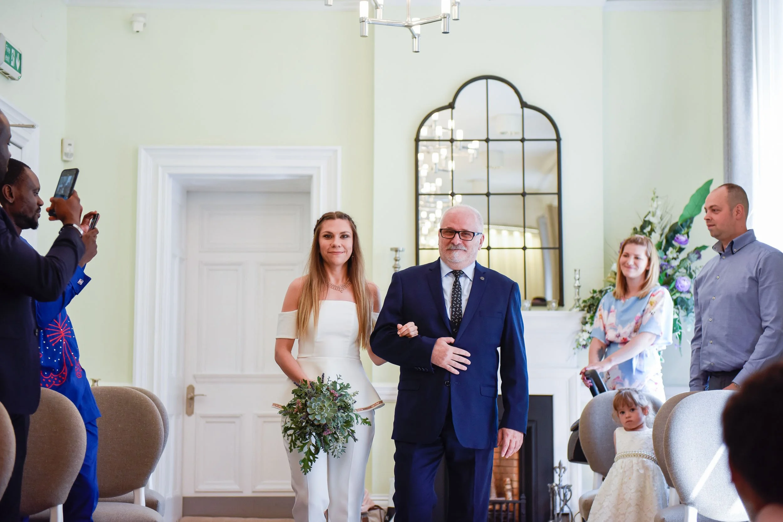 Glasgow City centre wedding photography-8.jpg