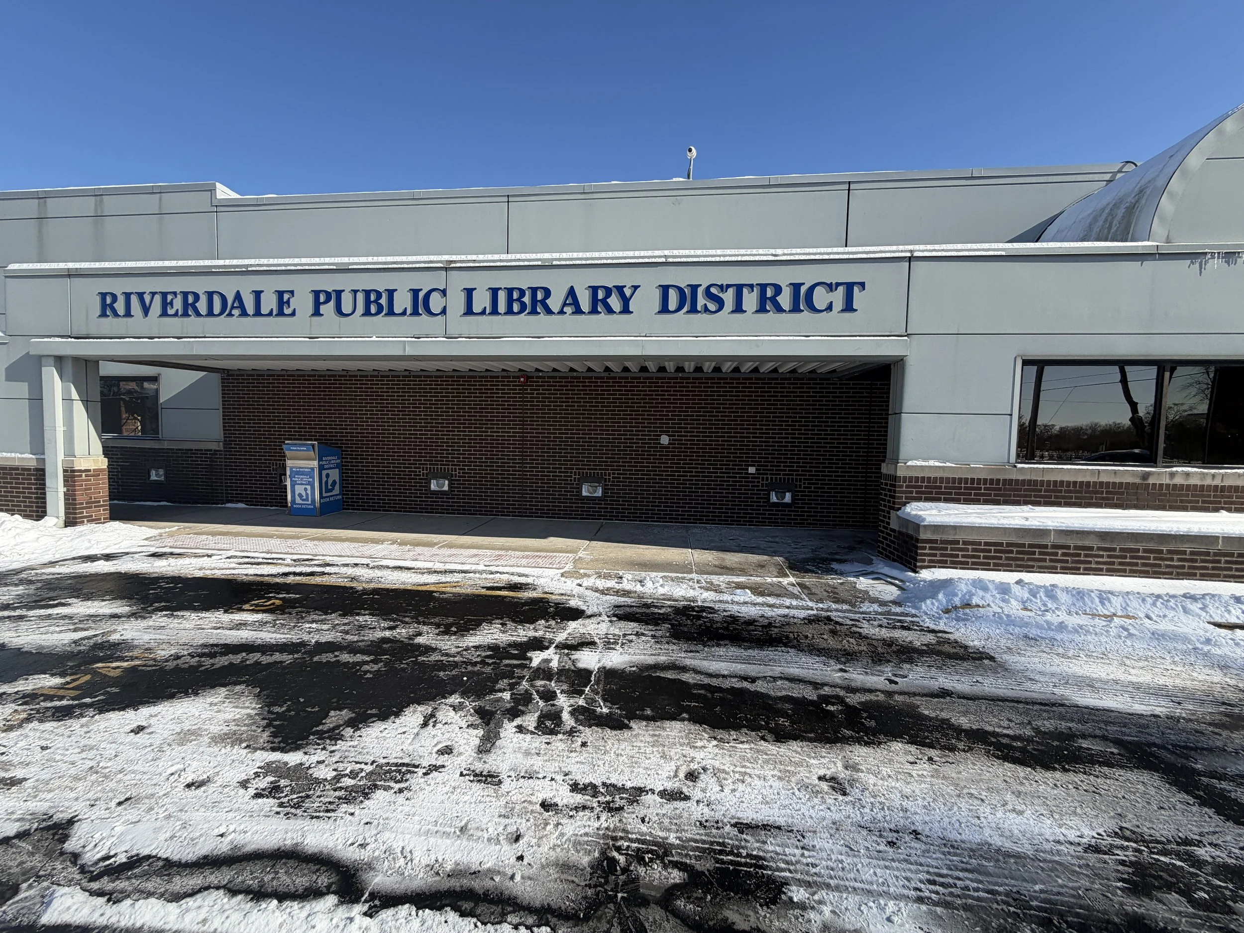 Flooring Renovation Inspection – Riverdale, IL
Flooring materials tested before replacement at a public library.