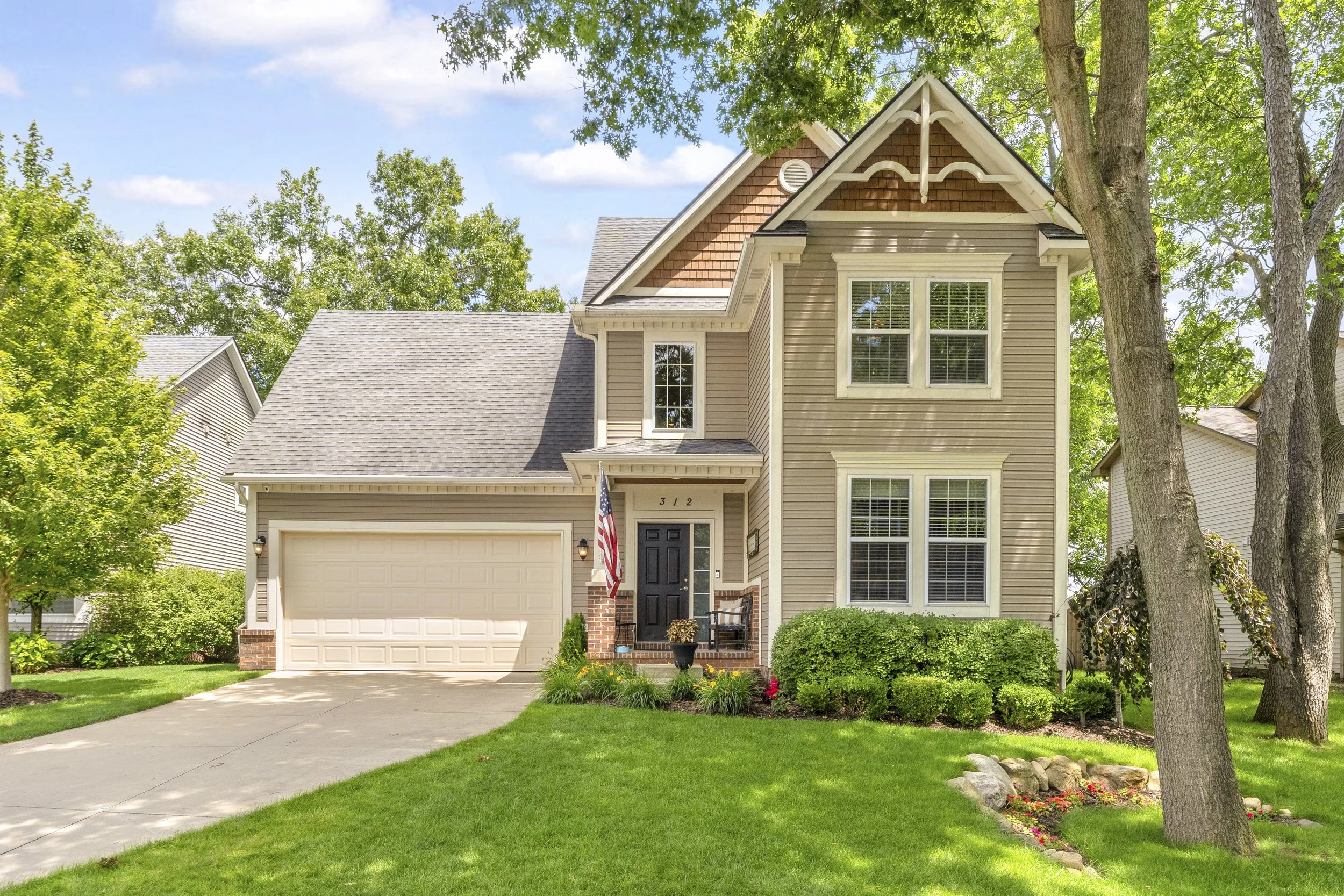 04-312 Stone Wood Ct_3.jpg