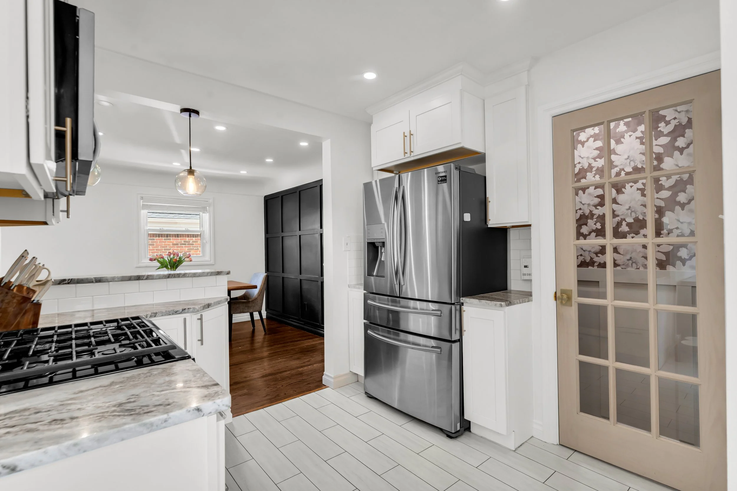 11-1511 S Wilson Ave-11.jpg