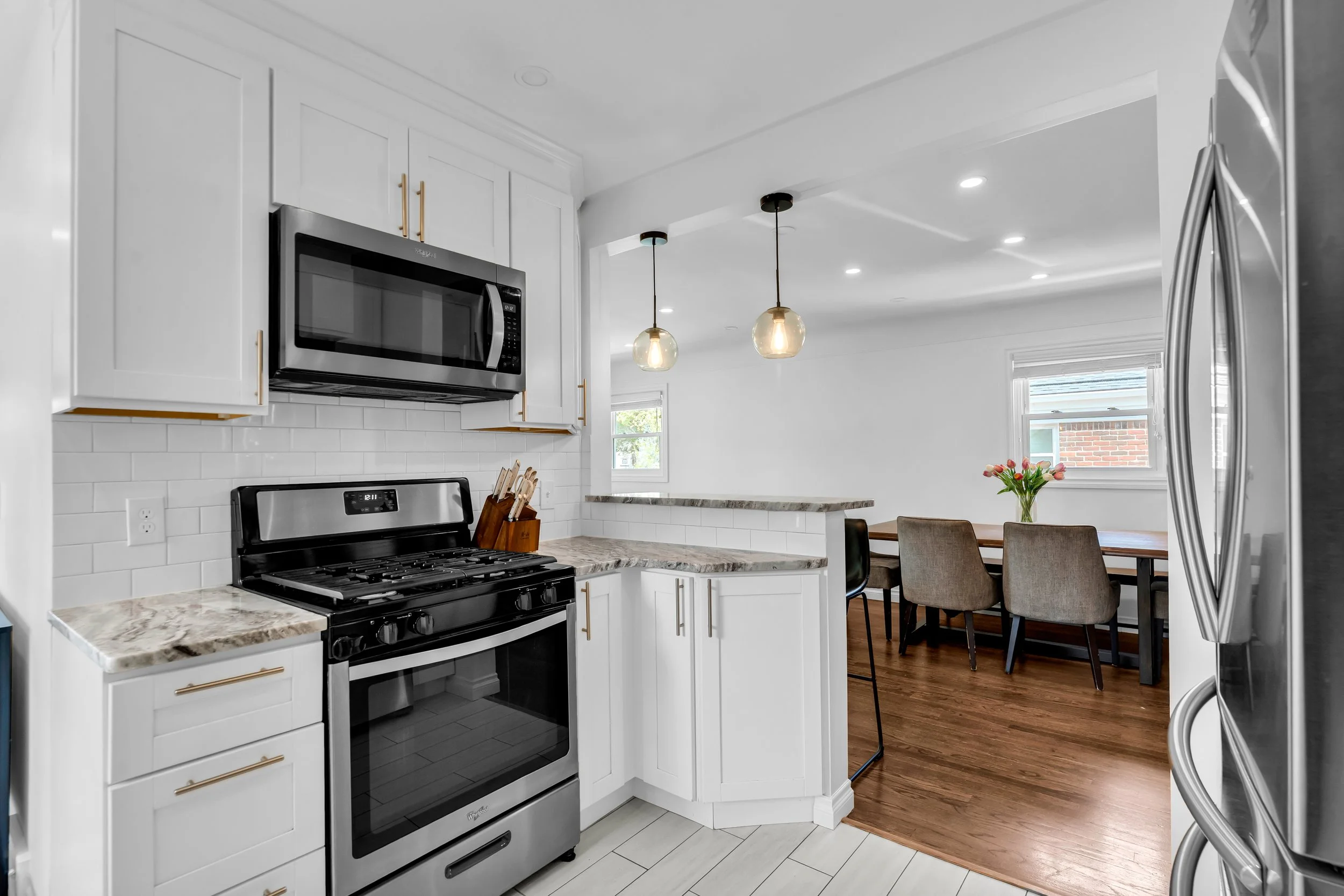 12-1511 S Wilson Ave-12.jpg