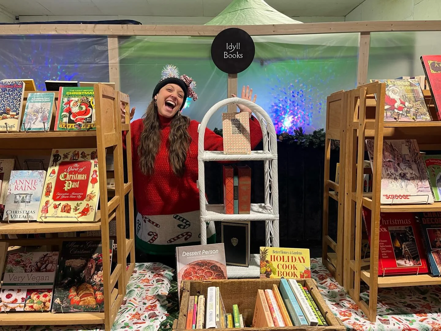 BOOKS, BOOKS AND BOOKS by @idyllbooks is popping up at J&amp;W Farms General Store today! 9am-4pm for the A Very Milford Christmas Tour. Get a passport and a stamp from each Milford stop for a chance to win a basket full of local goodies!