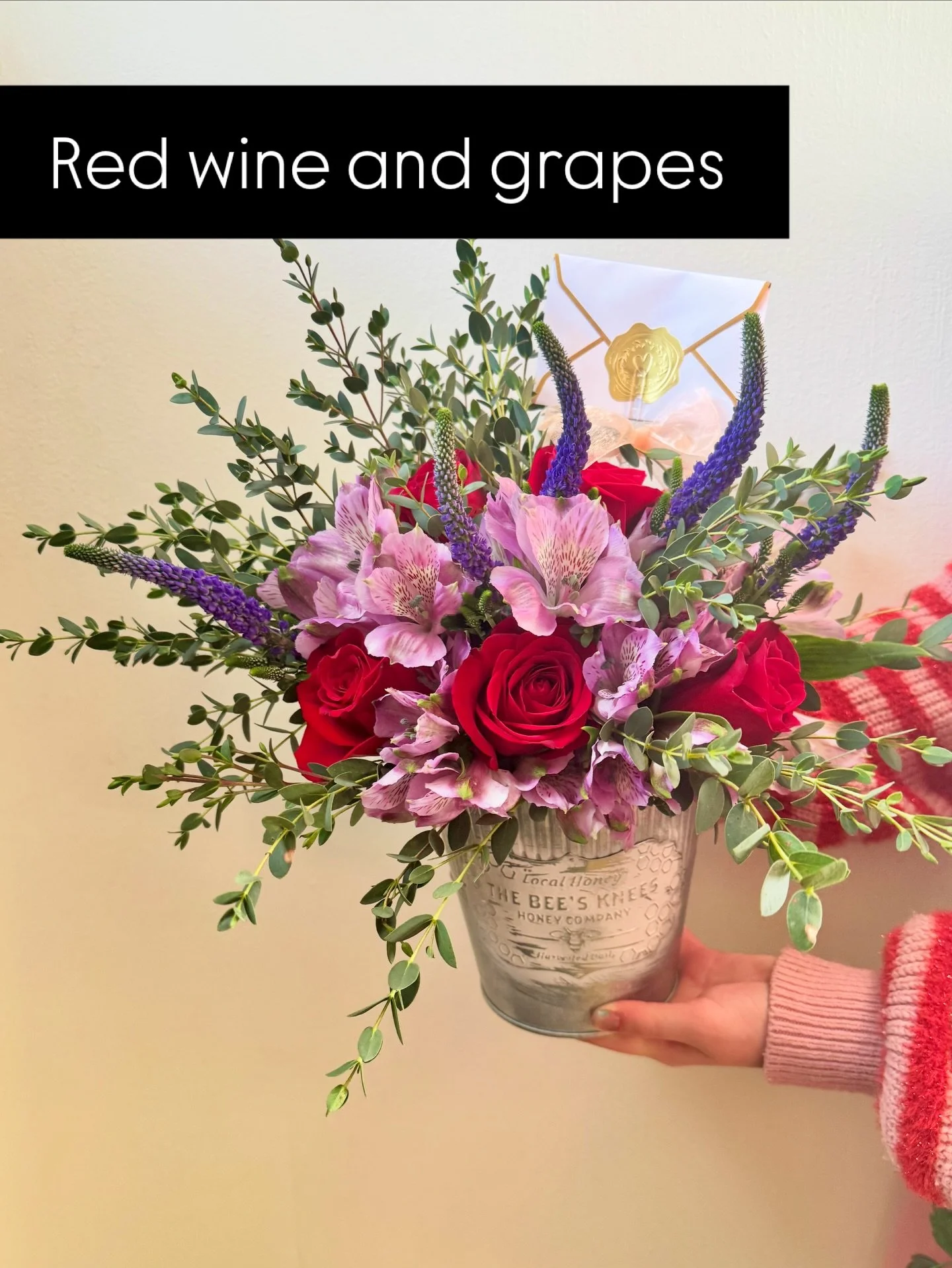 same-day or next day delivery ✅concierge delivery service ✅local owned ✅100%TLC fresh blooms ✅woman owned 
#samedaydelivery #shoplocal #bostonflorist #brooklinemaflorist #sweetfloweromine