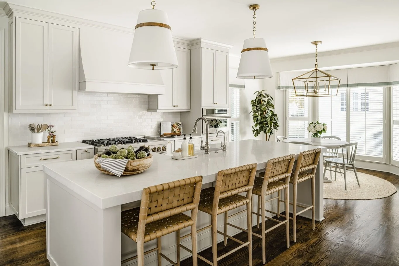 Our recent @houzz feature highlights how we transformed our #MadeInMontibello project from a segmented first floor into a bright, family-friendly home.

Swipe to see the transformation and tap the link in our bio to read the full story!

📷: @tiffany