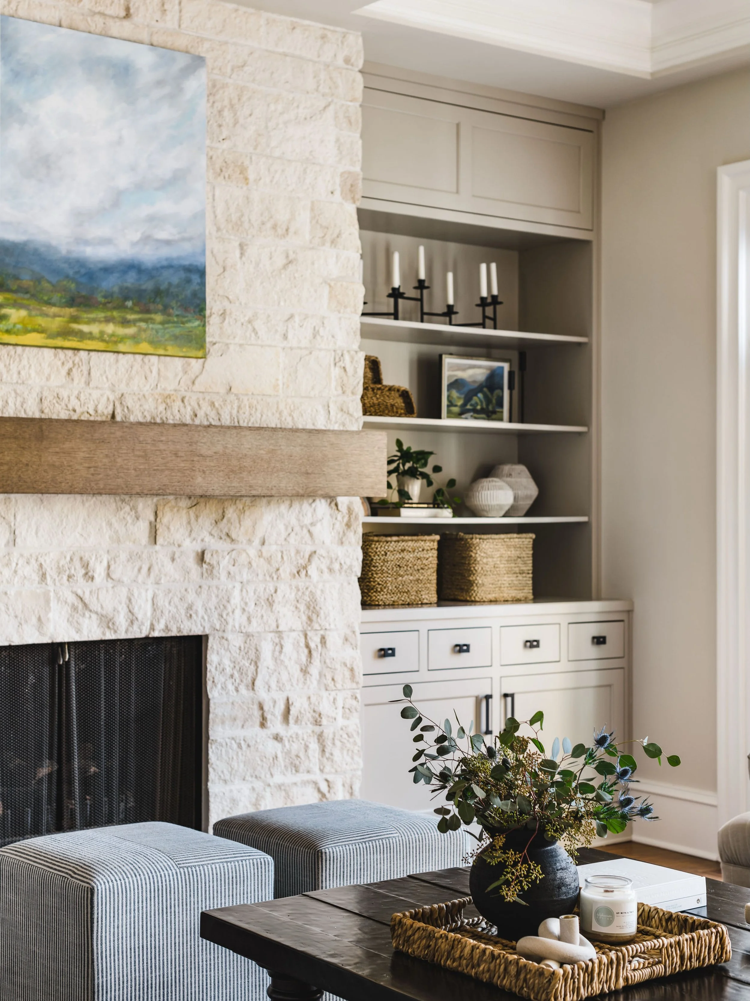 Every room begins with a defining element, and here, it was the stone. 🤍

Soft in color, rich in texture, and full of natural movement - the fireplace is the anchor for a warm, neutral palette that will age beautifully.

📷: @tiffanyringwald 
👷&zwj