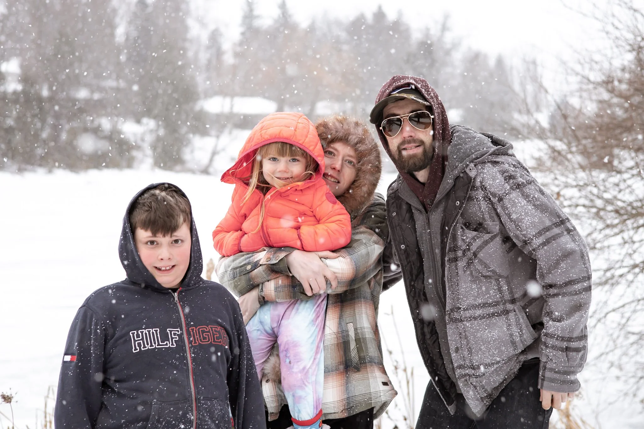Elgin Pond Winter Family Photos in Uxbridge Ontario