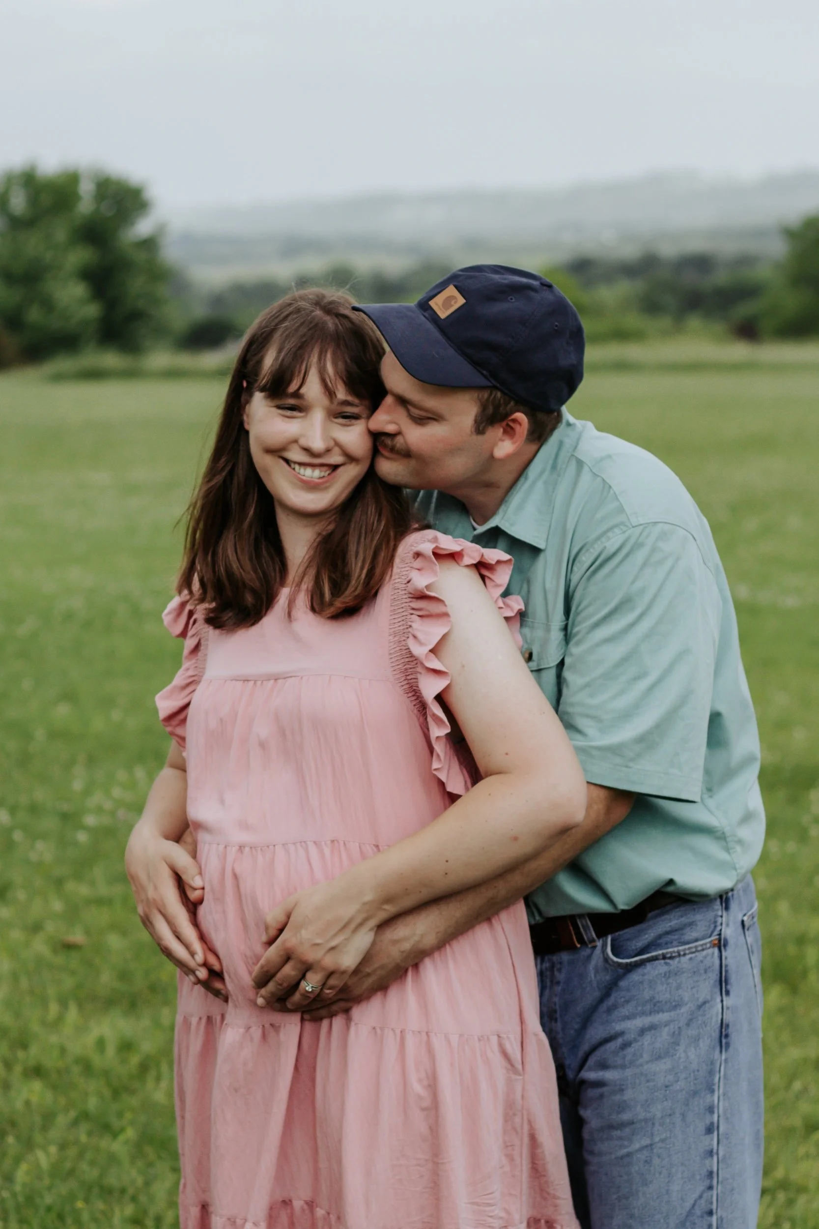maternity photos Uxbridge ontario at the uxbridge historical centre