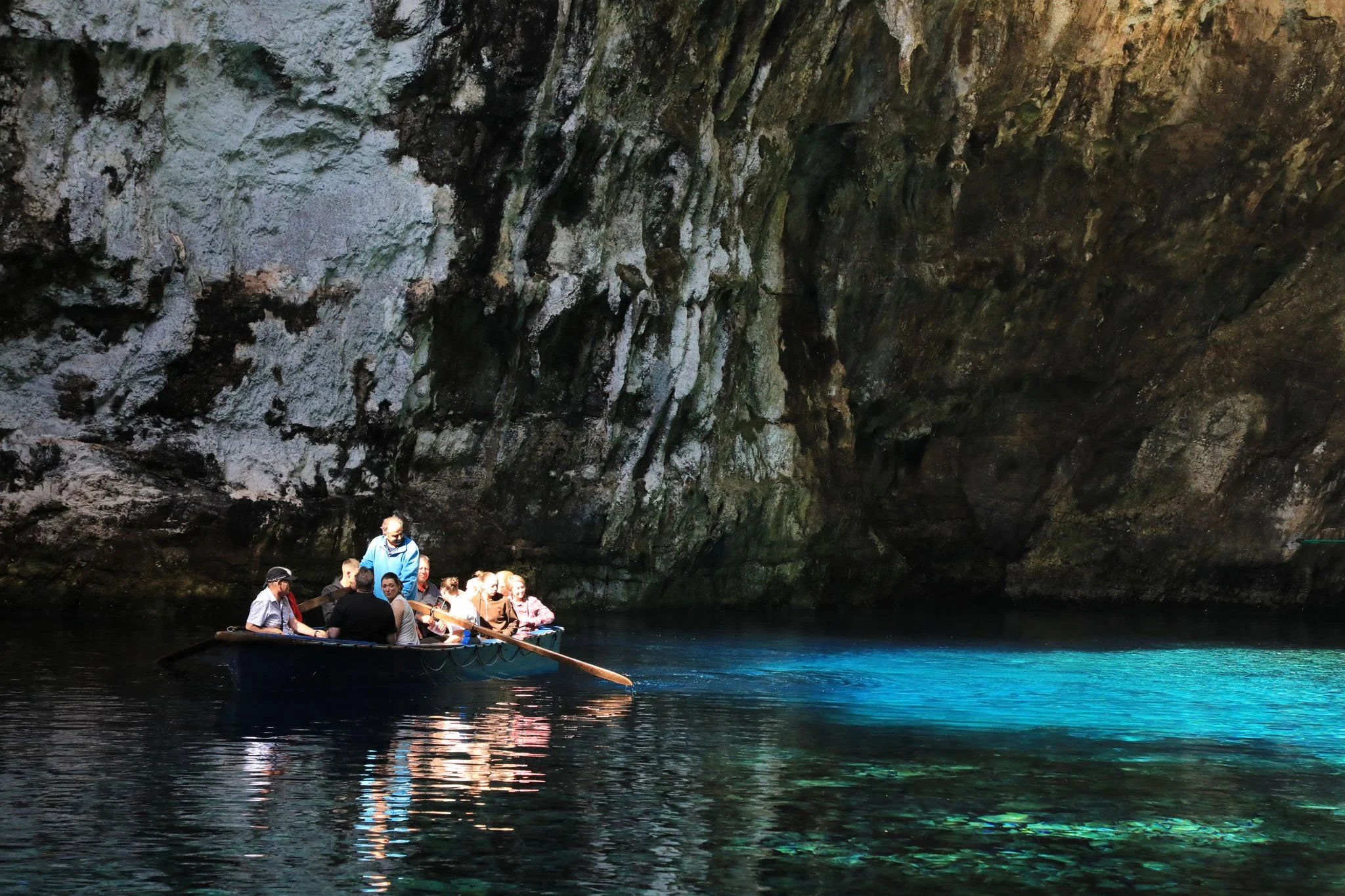 Melissani Cave 32.jpg