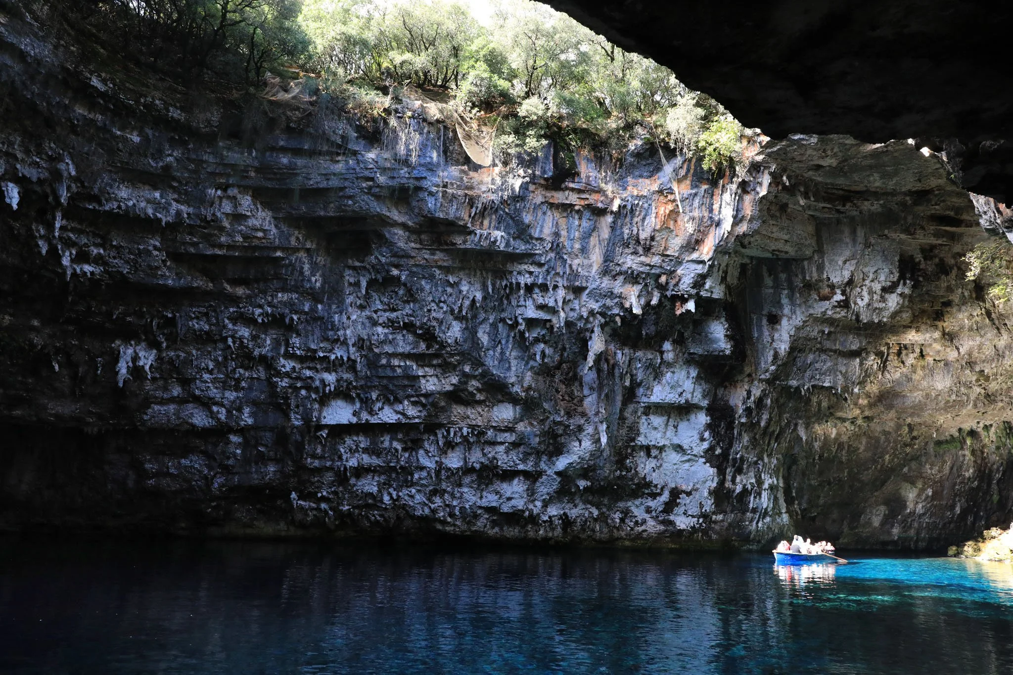 Melissani Cave 30.jpg