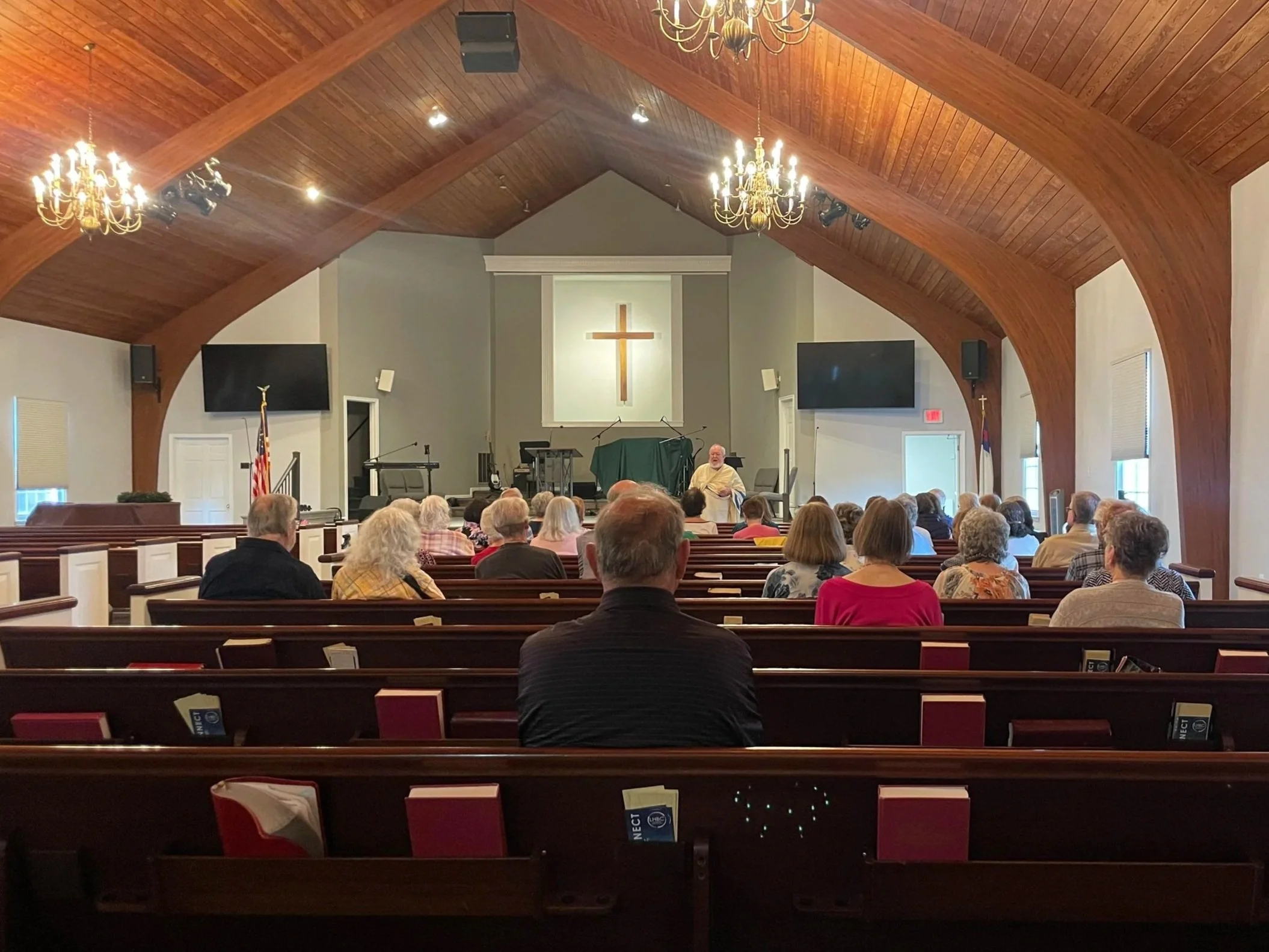 senior+fellowship+sanctuary.jpg