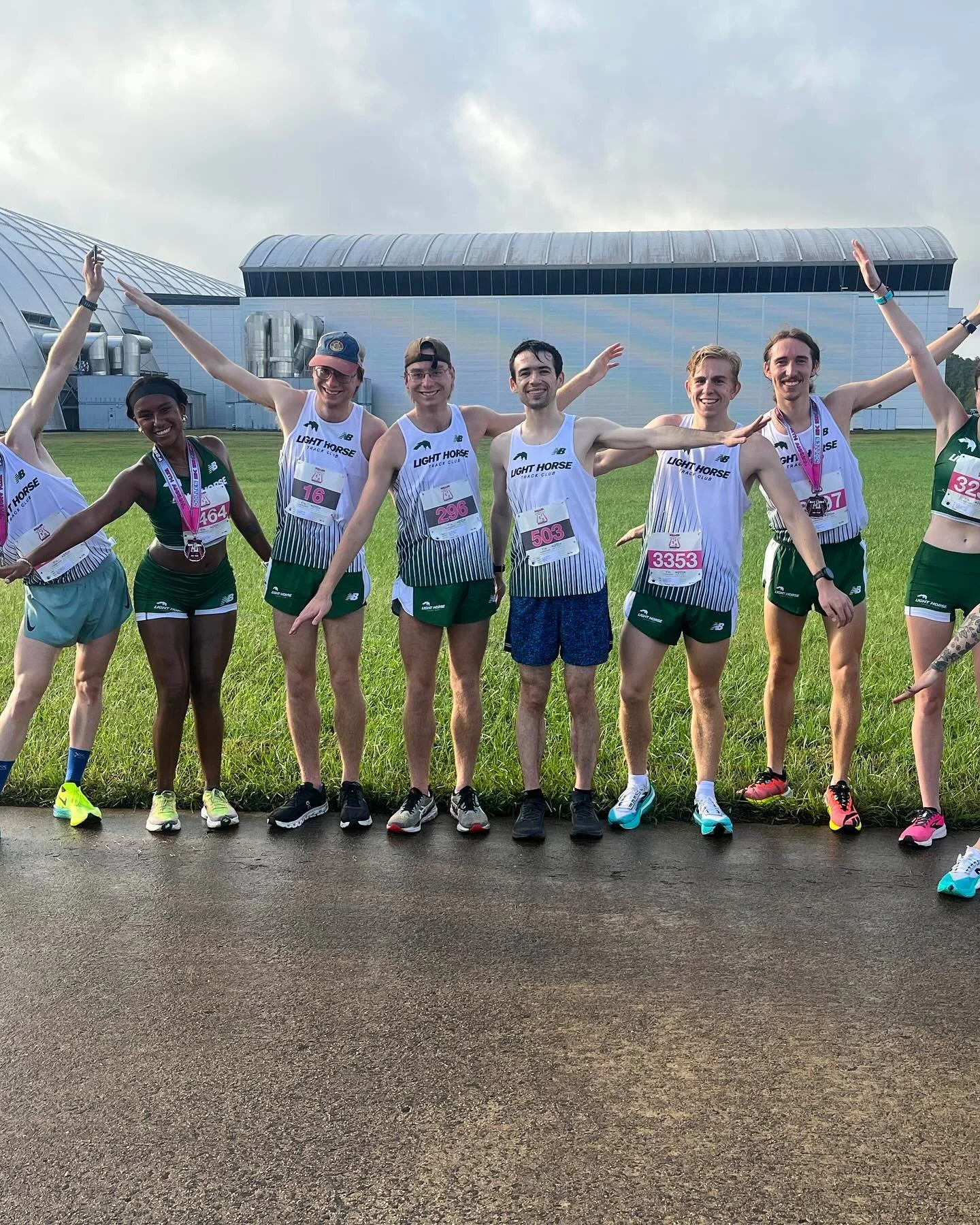 Members of the Light Horse Track Club were flying on the Dulles runway last weekend at @prrunandwalk @dulles5k10k! Multiple landspeed/club records were broken &mdash; @brina_runnergrl in the 5k (17:57), @annaaacampbell24 in the 10k (38:48), and Eddie