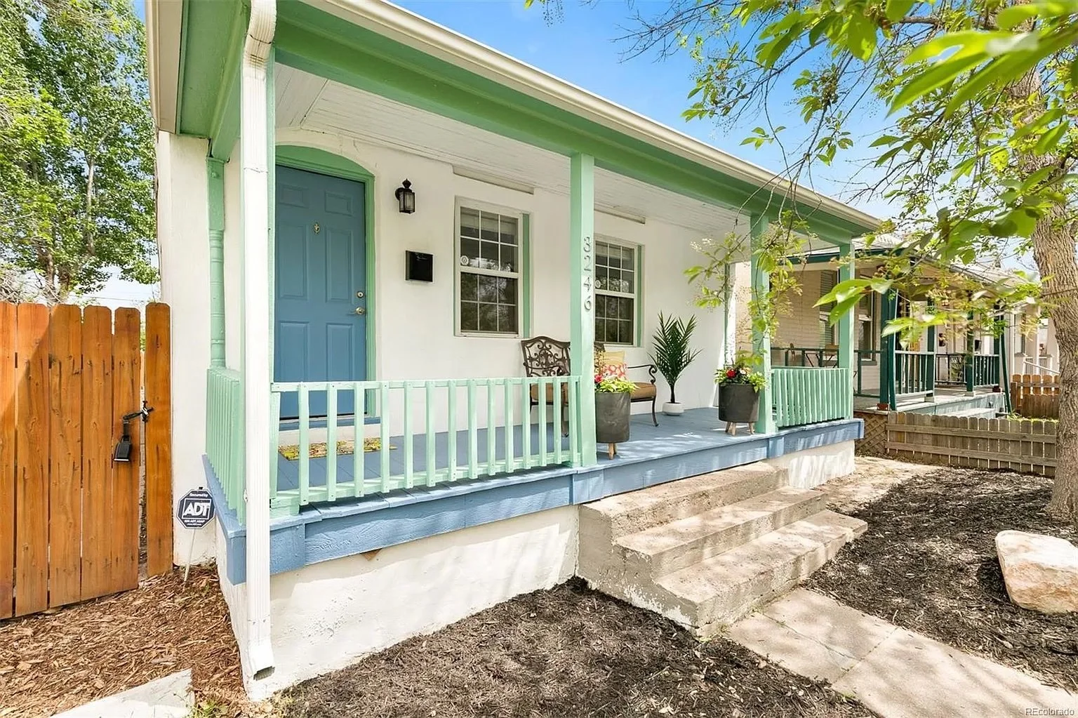 3246 Elizabeth - front.jpg