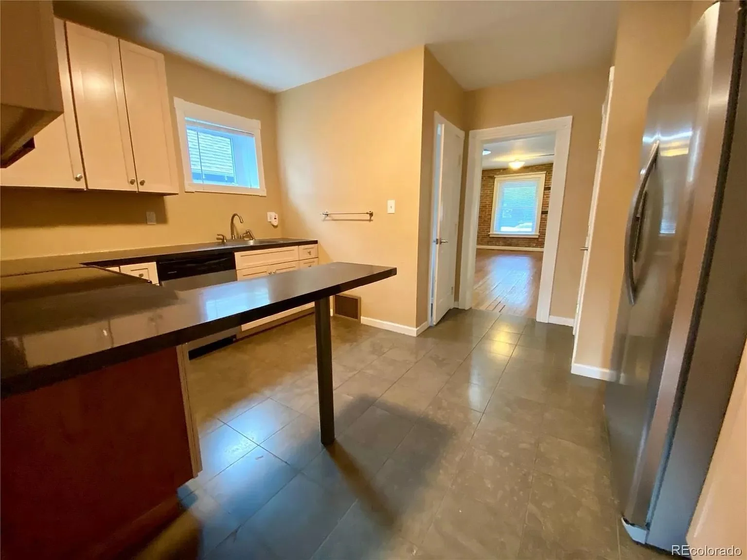 3b87f3e0a7f9987a357e2e859ea93ed3-uncropped_scaled_within_1536_1152 copy.jpg