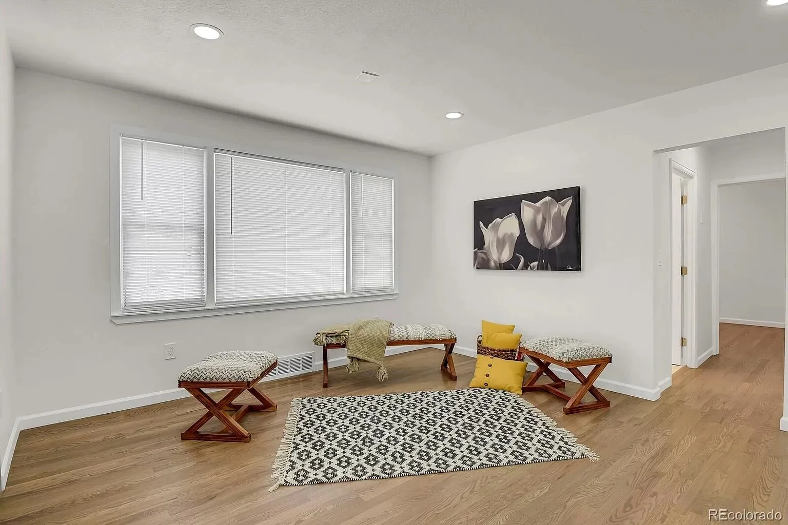 0a29b85ca640599a57fe28acbdfe5f60-uncropped_scaled_within_1536_1152 copy.jpg