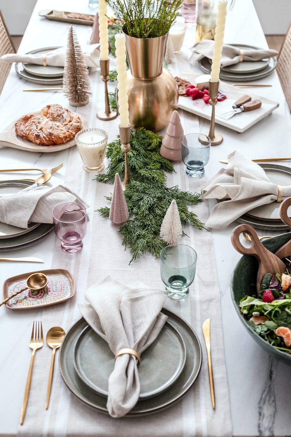 Winter Table Setting