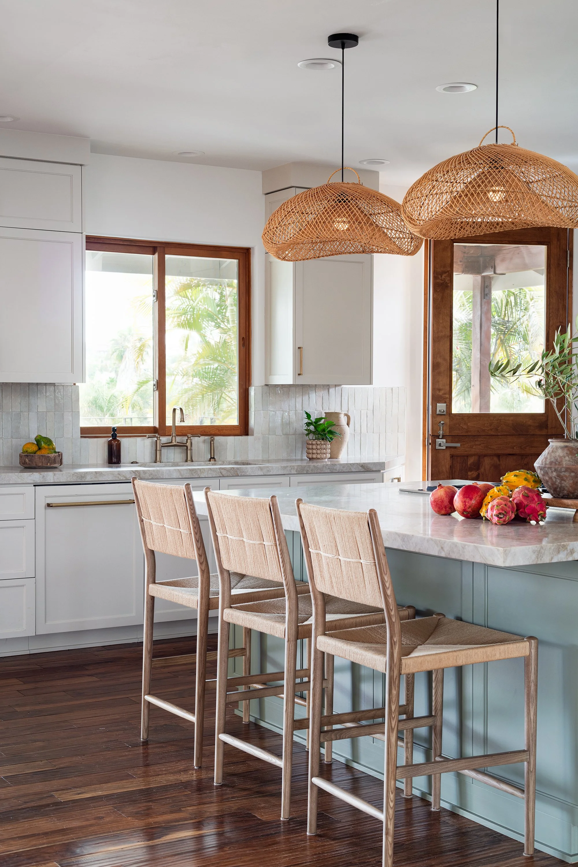 Designer-Approved Counter & Bar Stools You’ll Actually Love to Sit In