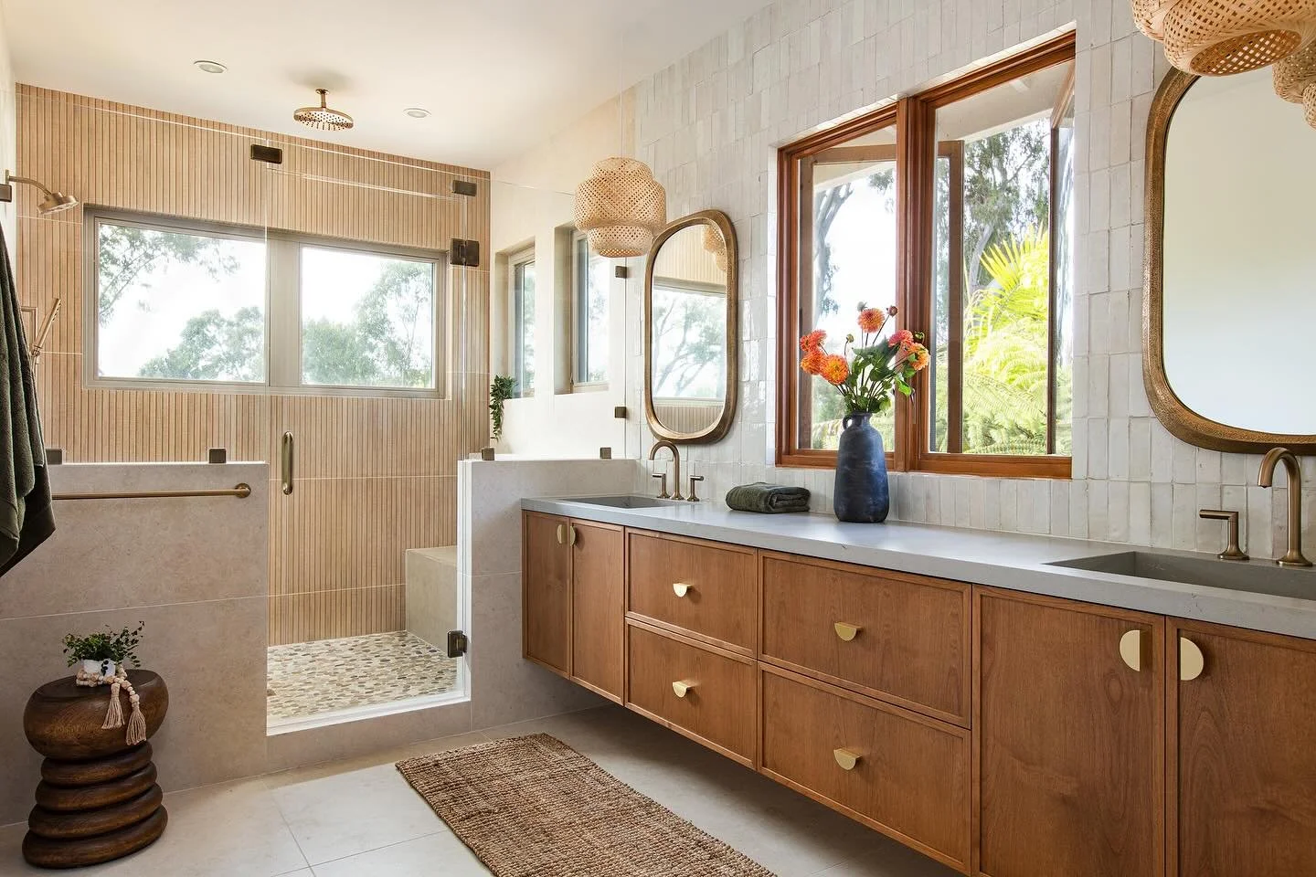 Just got the amazing news that this bathroom is currently the #2 most saved bathroom on @houzz 🥰

Make sure to swipe 👉for the transformation, and head to stories for a link to the article! ⁠

📸 @nataliarobertphoto #bathroomremodel #bathroomdesign 