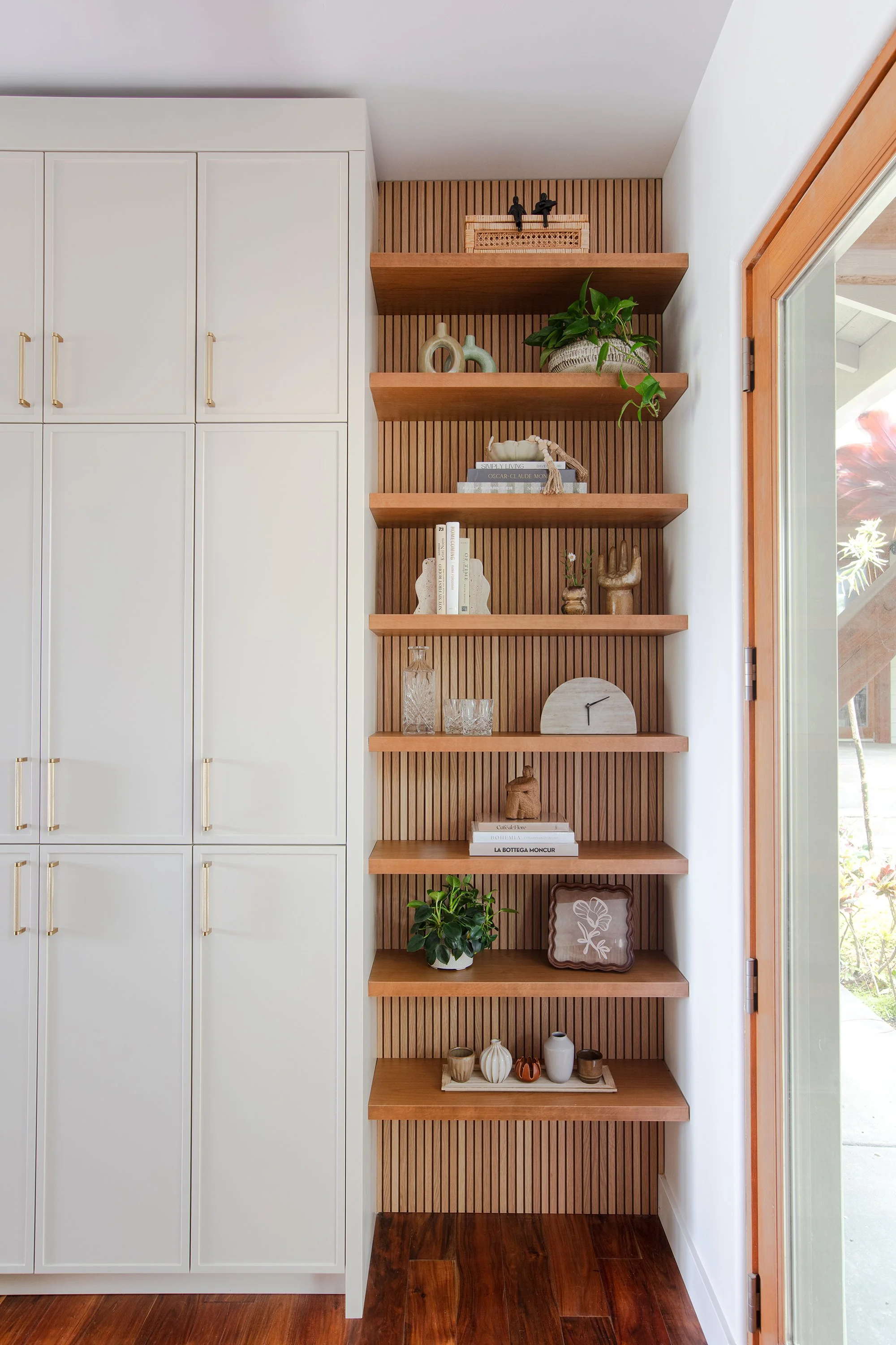 The Secret to Designer-Level Shelf Styling