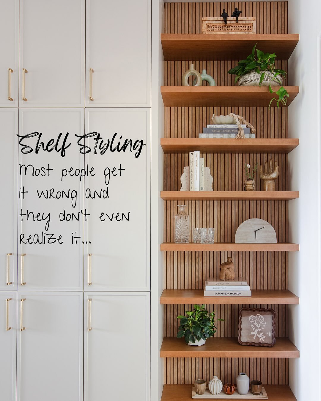Make sure you save this! 📌 Want to know our designer secrets to a perfectly styled shelf?⁠🤩🤌⁠
⁠
Comment &ldquo;SHELF&rdquo; and you&rsquo;ll get our shelf styling guide sent straight to your DMs!⁠ 💌

📸 @nataliarobertphoto 
#interiordesign #shelf