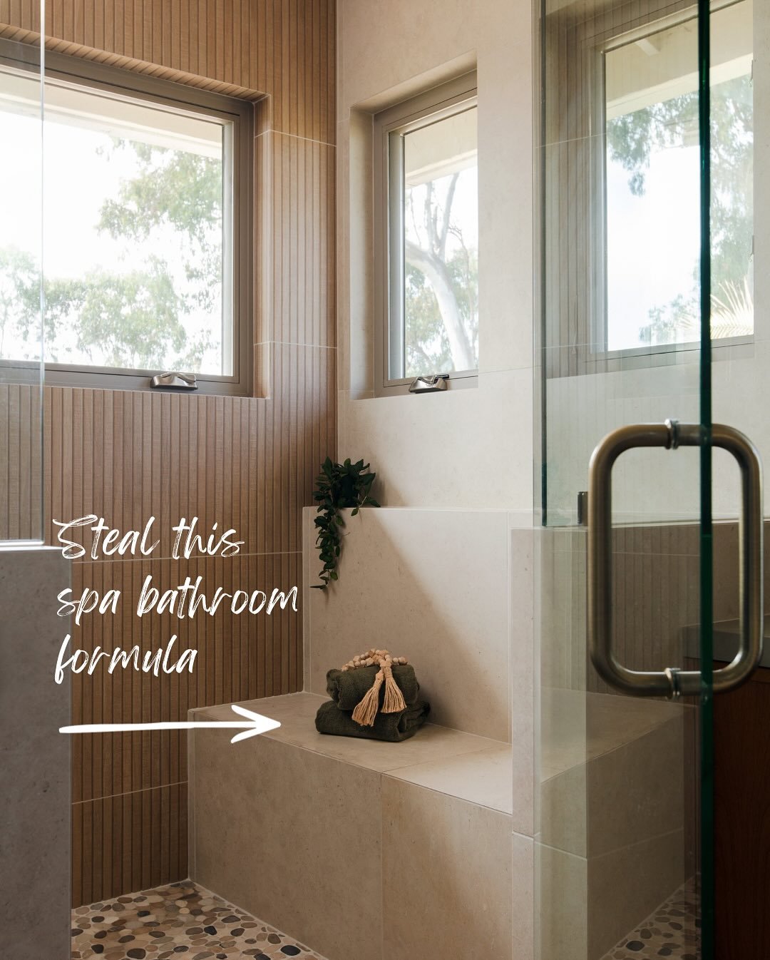 What&rsquo;s could be more relaxing than a spa day? How about having one every👏single👏day?!⁠
⁠
Today on the blog, we&rsquo;re sharing with you design tips from some of our most gorgeous bathroom projects, material selection ideas and the essential 