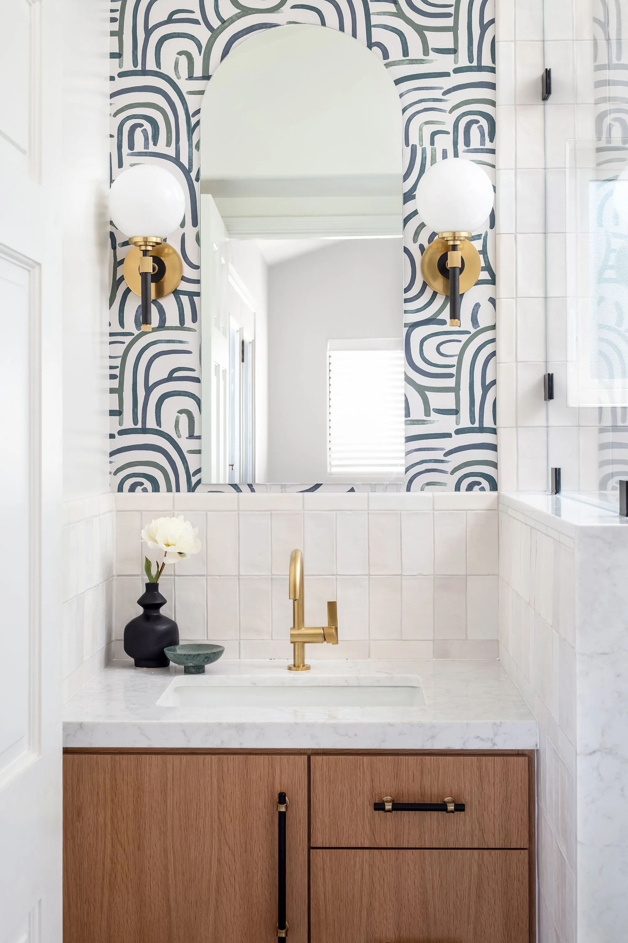 'Making Waves' Guest Bathroom