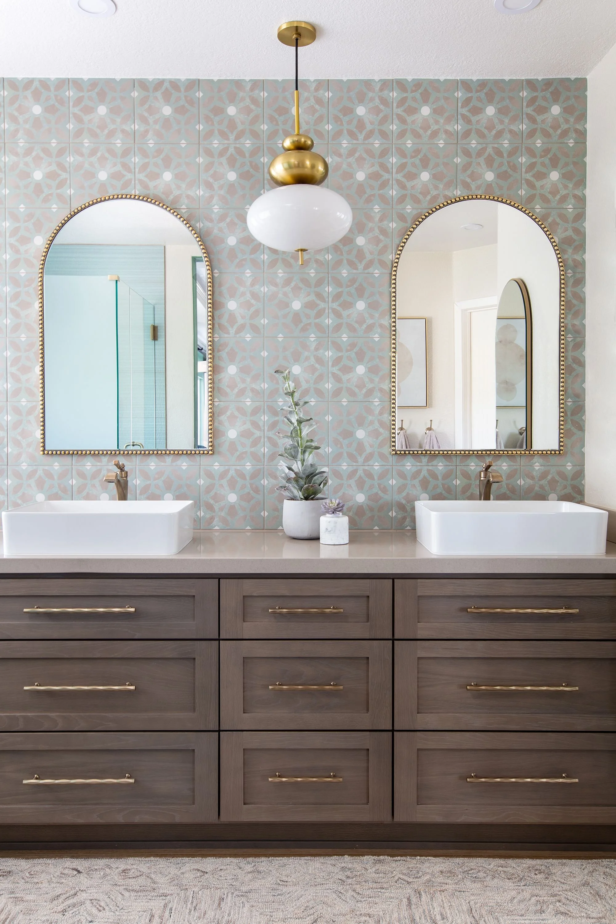 'Minty Fresh' Primary Bathroom