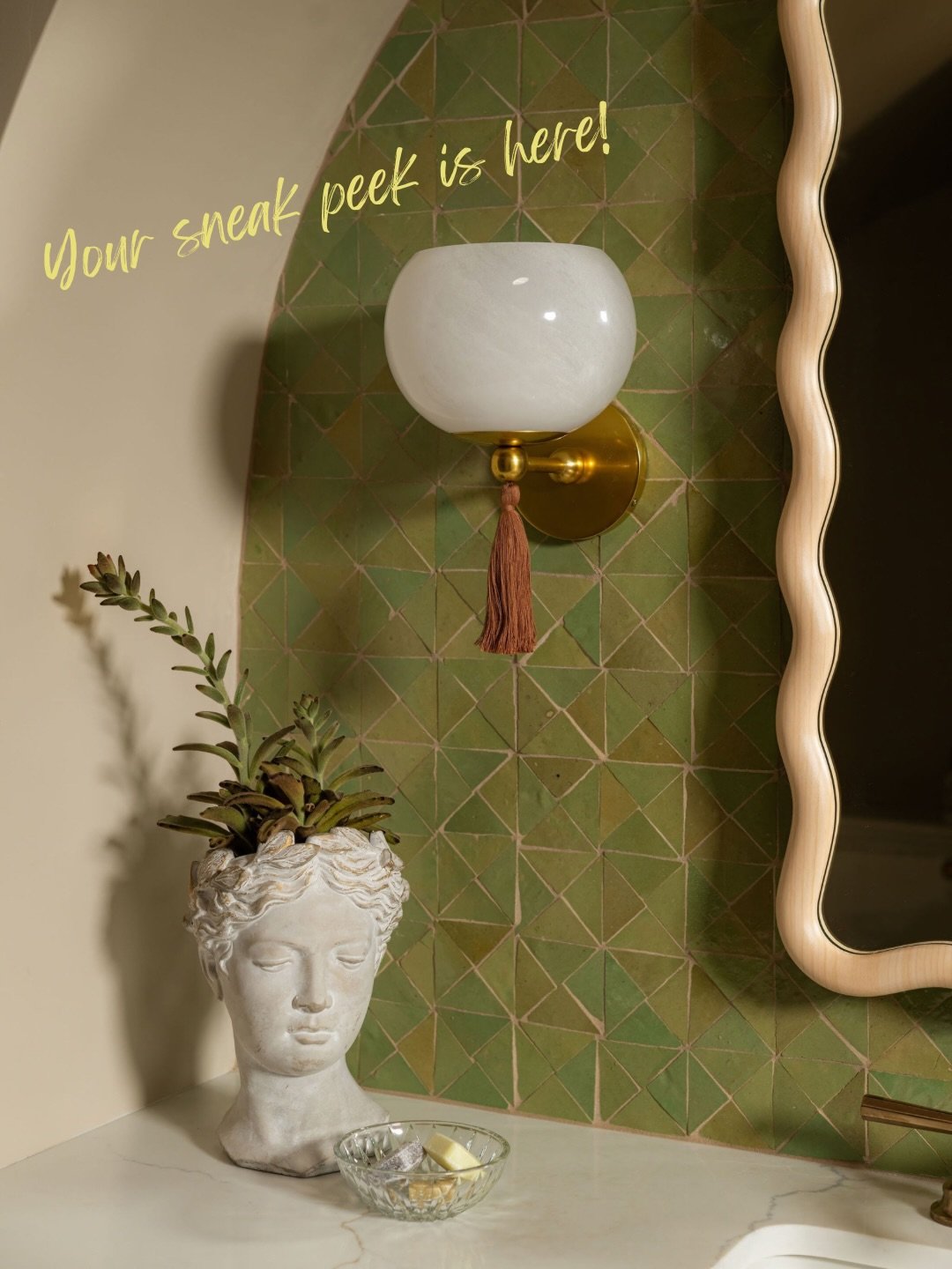 SNEAK PEEK 👀 

Consider this the soft launch of Parkside Charm, a project featuring three uniquely designed bathrooms for a delightful mother-daughter duo. 

Enjoy these little glimpses and come Monday, get ready for the official first look!

📸 @je