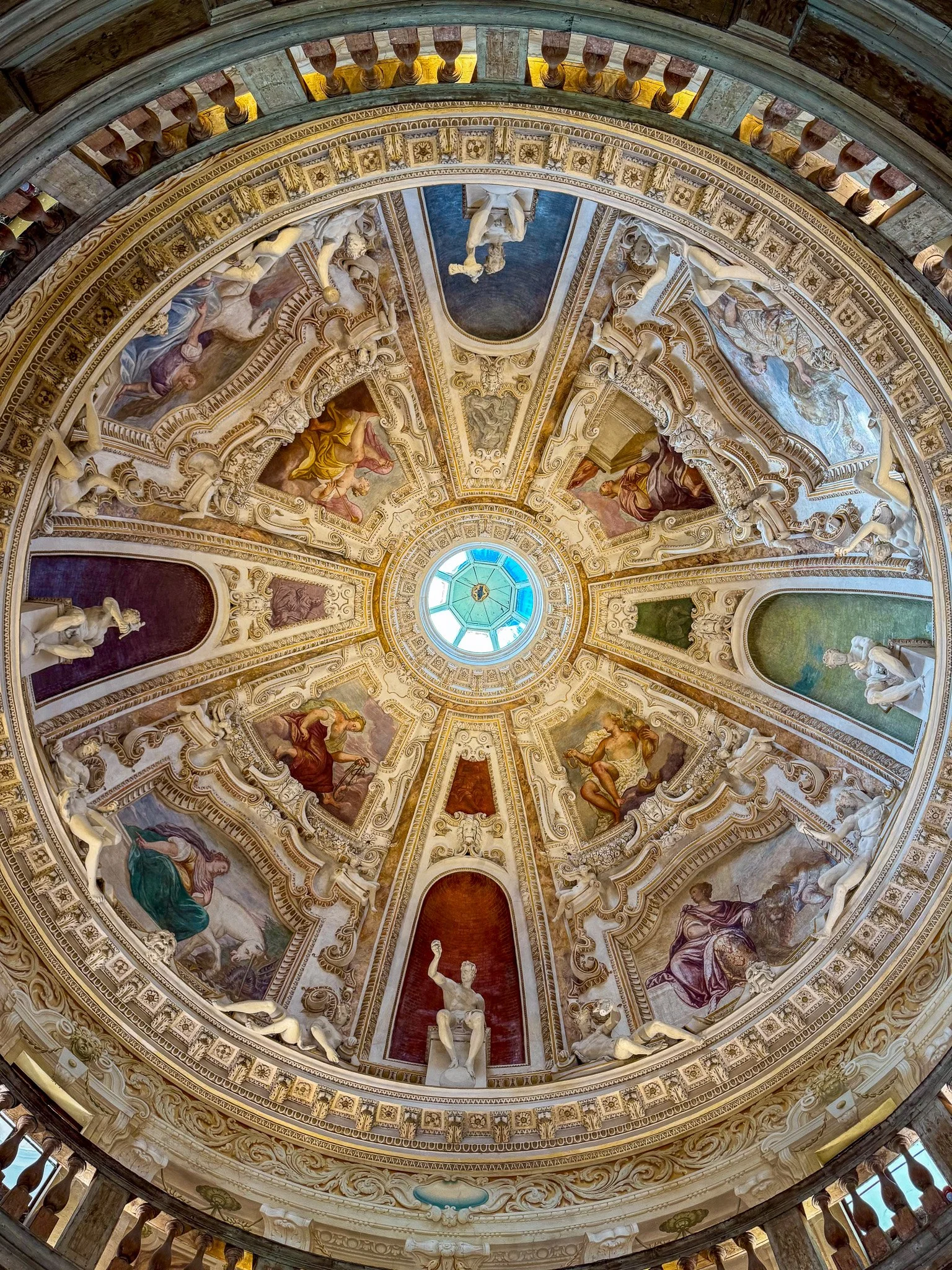 IMG_9827_jpg.jpg