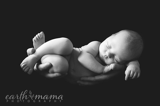 ajnewborn_10_25_15-177bw.jpg