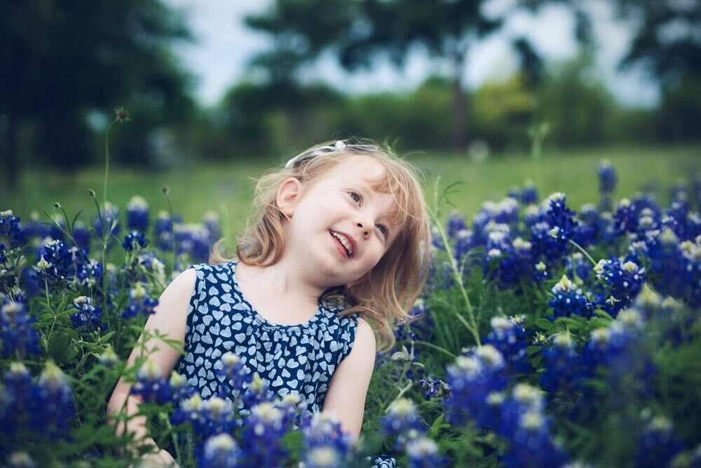 Do you know what this means?  They are almost here!!! Bluebonnet sessions are open for booking and this years blooms are predicted to be beautiful!  Link in bio 🪻

#bluebonnets #bluebonnetminisessions #bluebonnetminis #dallasphotographer #dallasfami