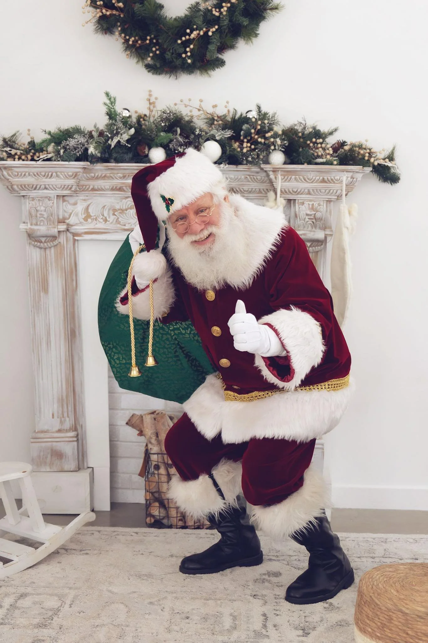 FB Family!  I have spots left still for Santa and Holiday mini session in Dallas on Saturday and Sunday!  I would LOVE to fill them. 

If you or anyone you know is looking for gorgeous photos this year, please come see me!

I would love it if you wou