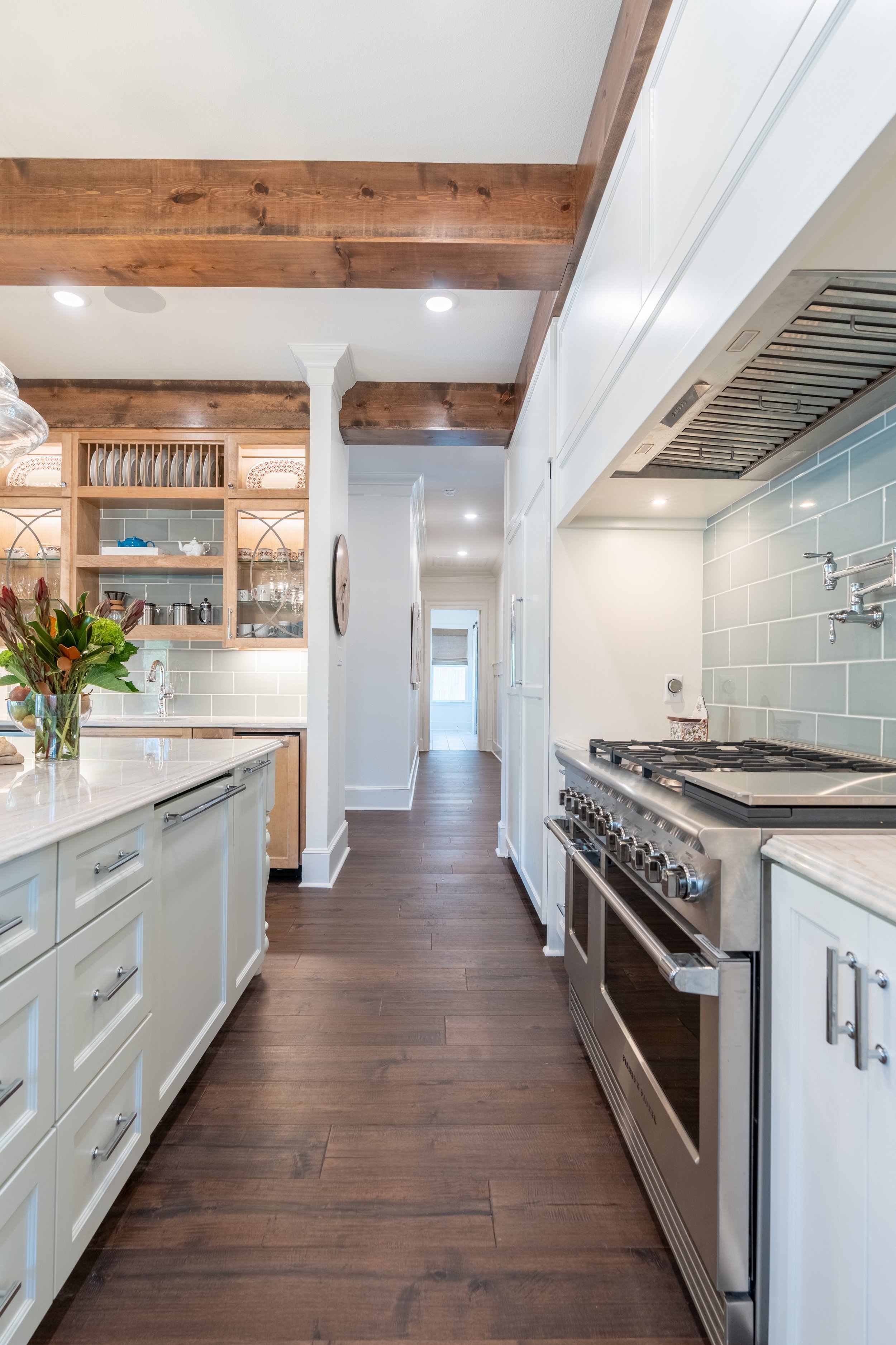Luxury Home & Commercial Interior Design | Shine Interior Design Studio ...
