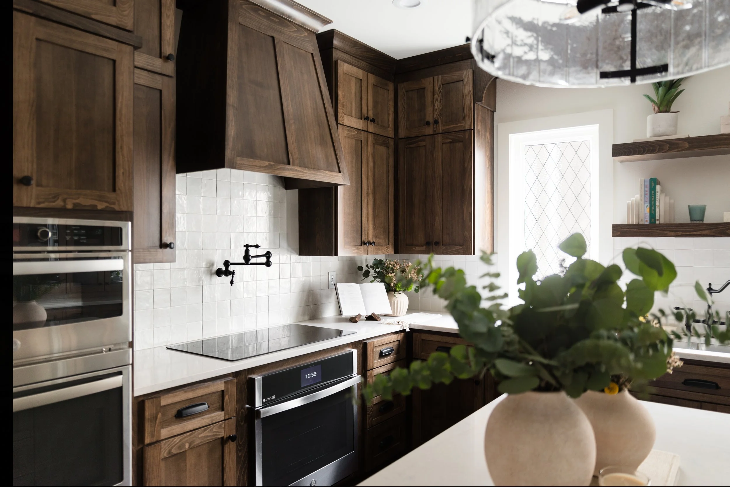 Transitional Kitchen Kitchen Remodel in Searcy, AR by Shine Interior Design Studio |Luxury Interior Design Studio in Little Rock, Arkansas project photo