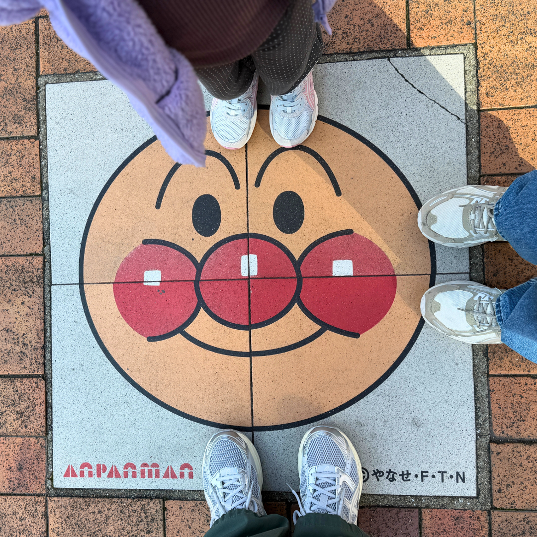 anpanman manhole.png