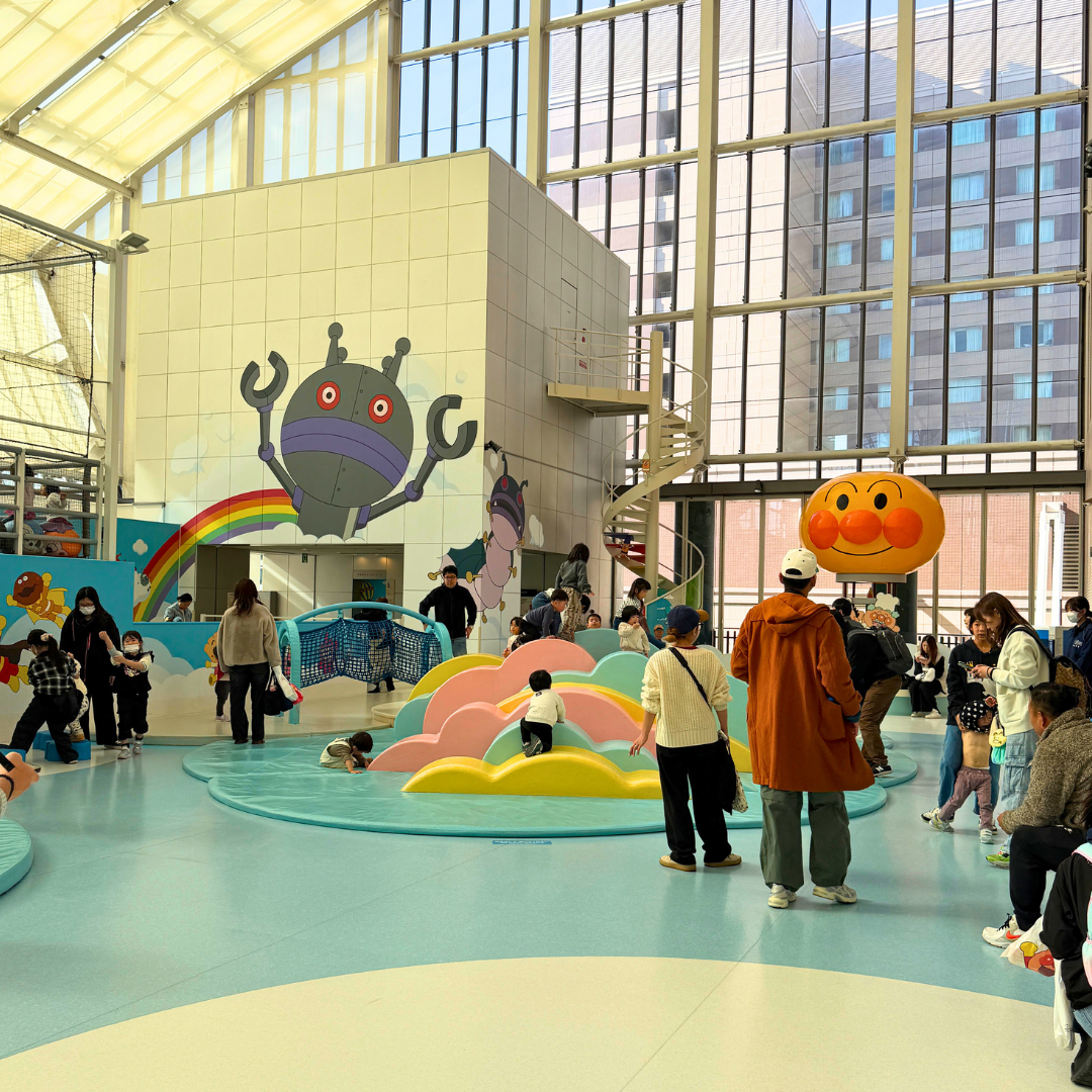 5F Playground on the clouds