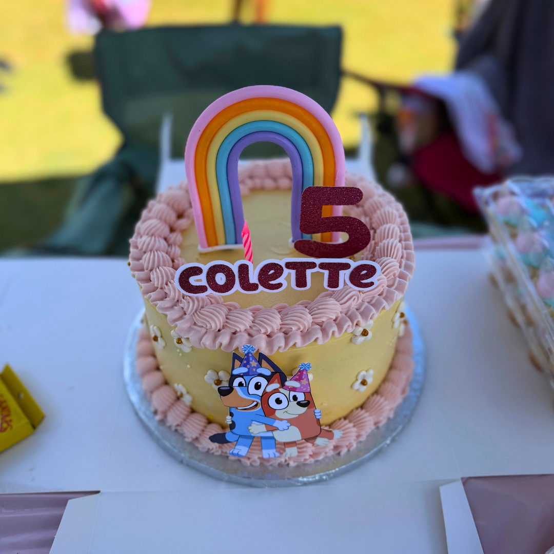 bluey cake.png